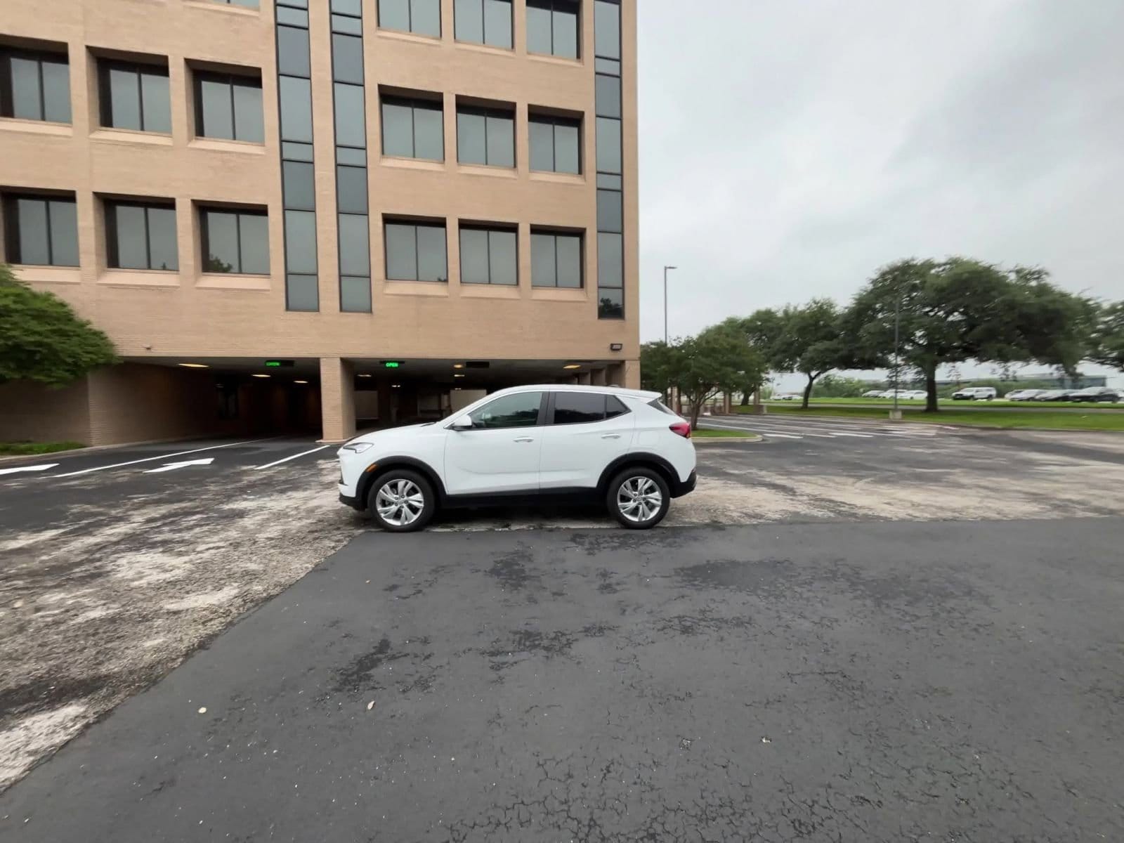 Thumbnail: 2025 Buick Encore GX - 15