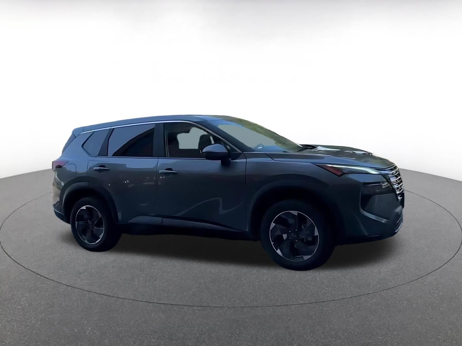 Thumbnail: 2025 Nissan Rogue - 2