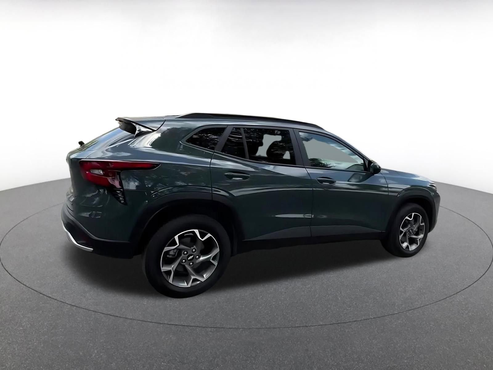 Thumbnail: 2025 Chevrolet Trax - 13