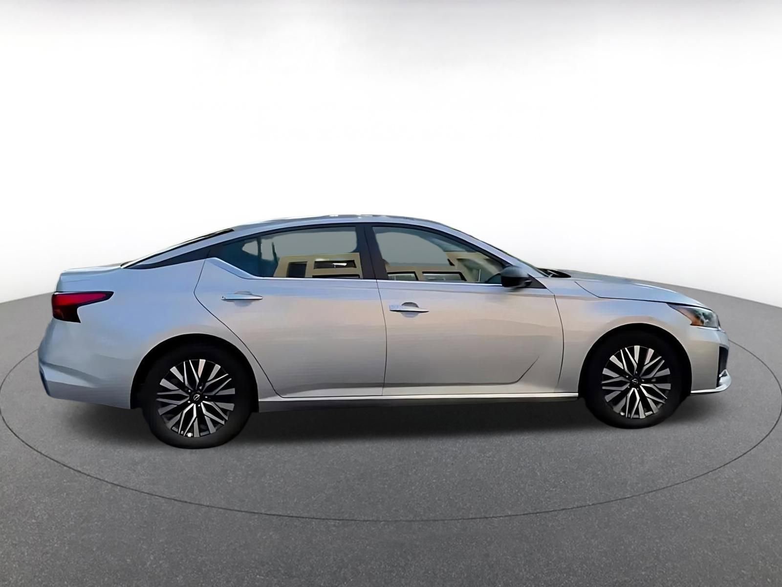 Thumbnail: 2025 Nissan Altima - 16