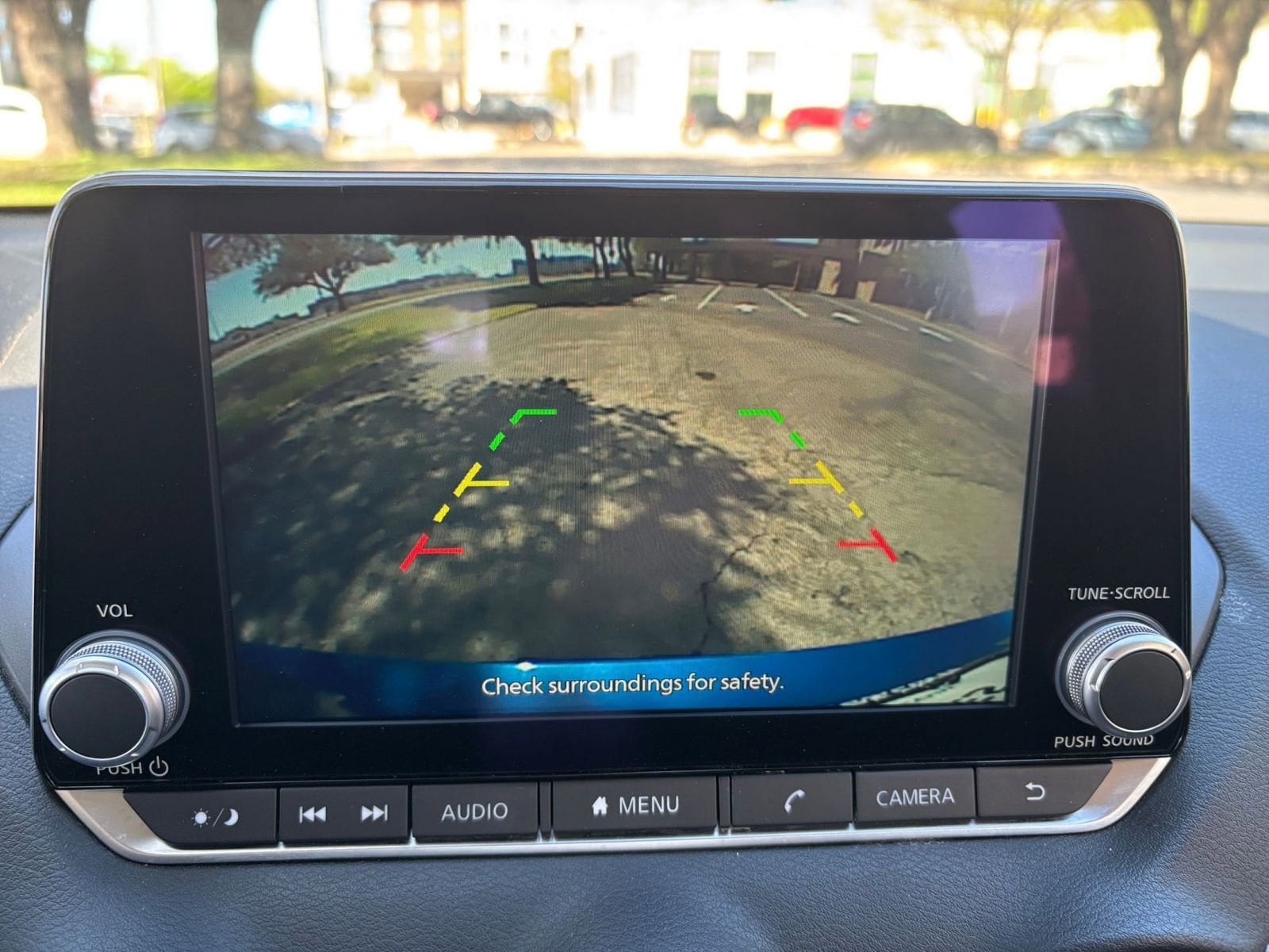 Thumbnail: 2025 Nissan Sentra - 20