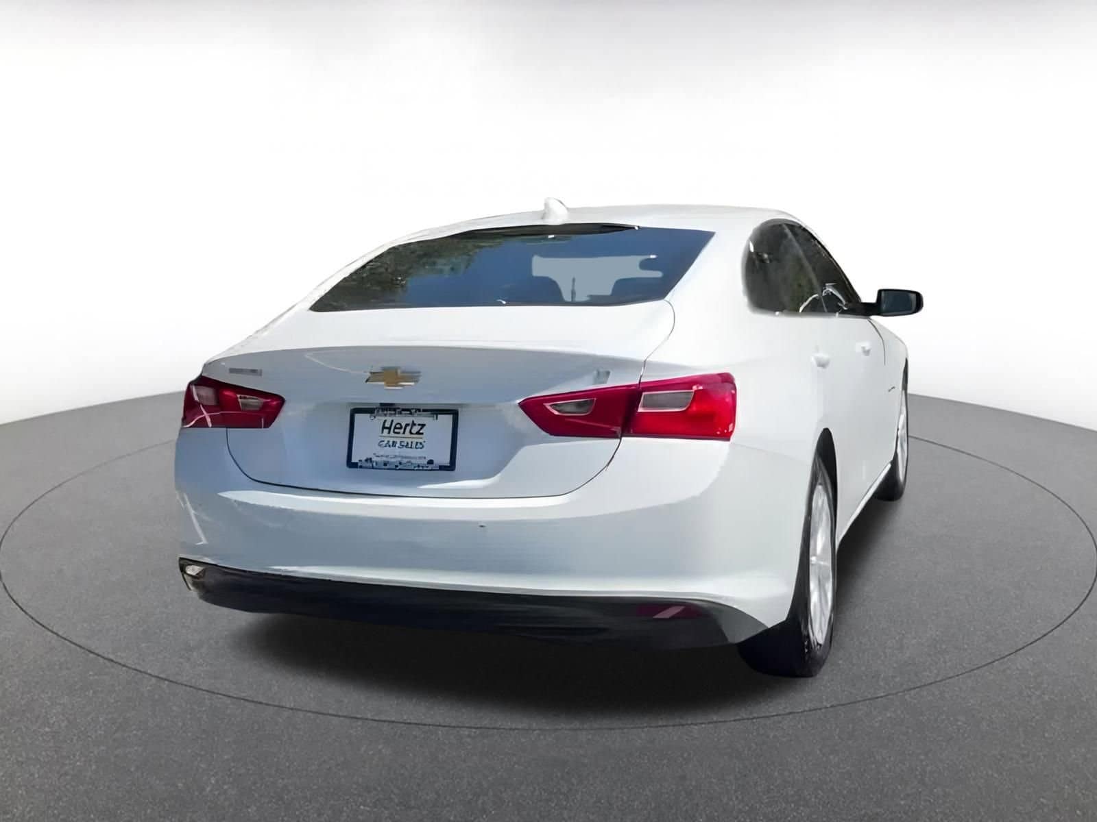 Thumbnail: 2024 Chevrolet Malibu - 13