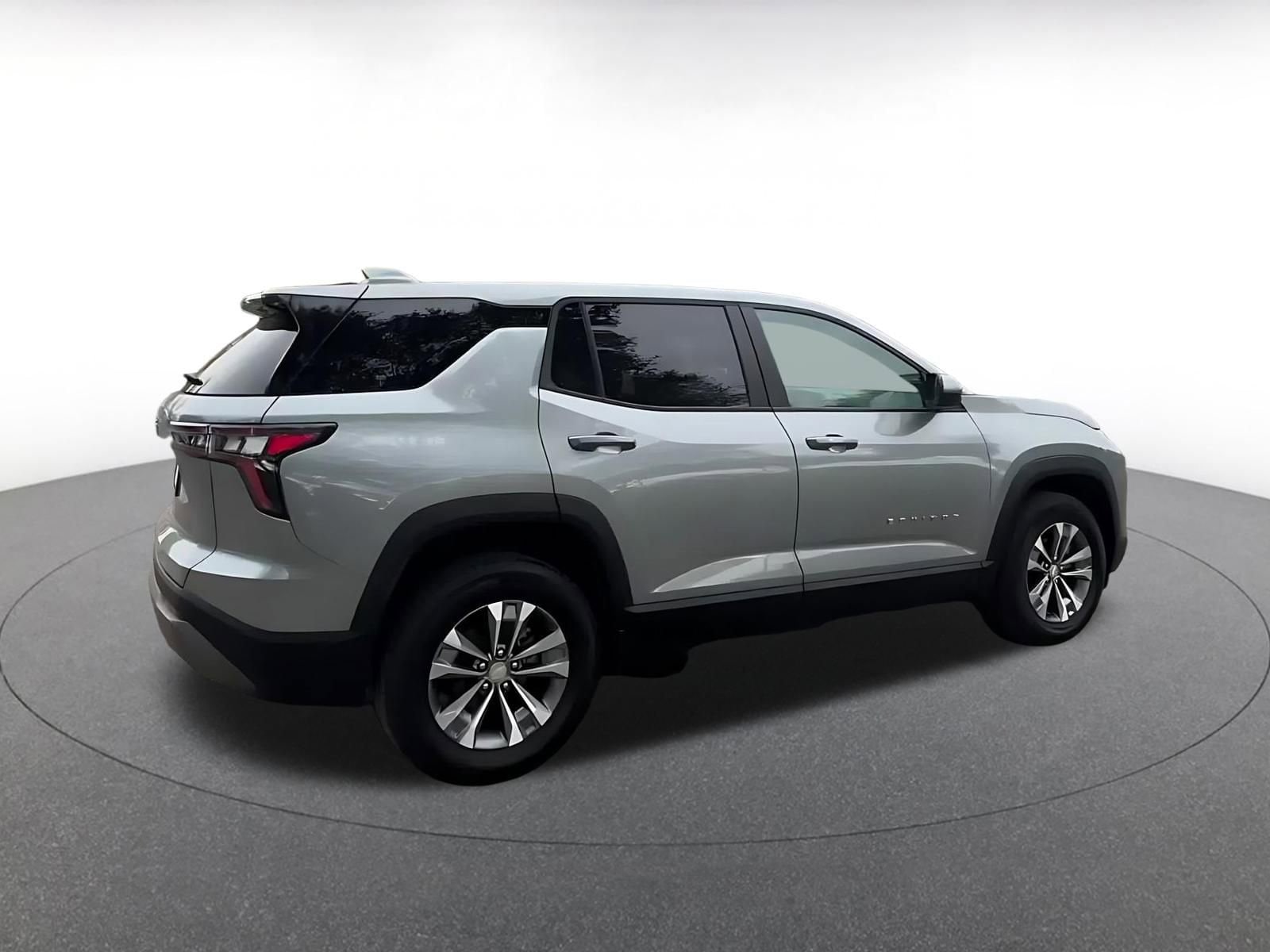 Thumbnail: 2025 Chevrolet Equinox - 15