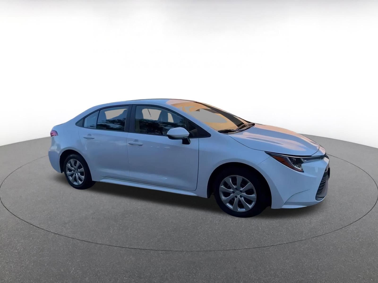 Thumbnail: 2025 Toyota Corolla - 2