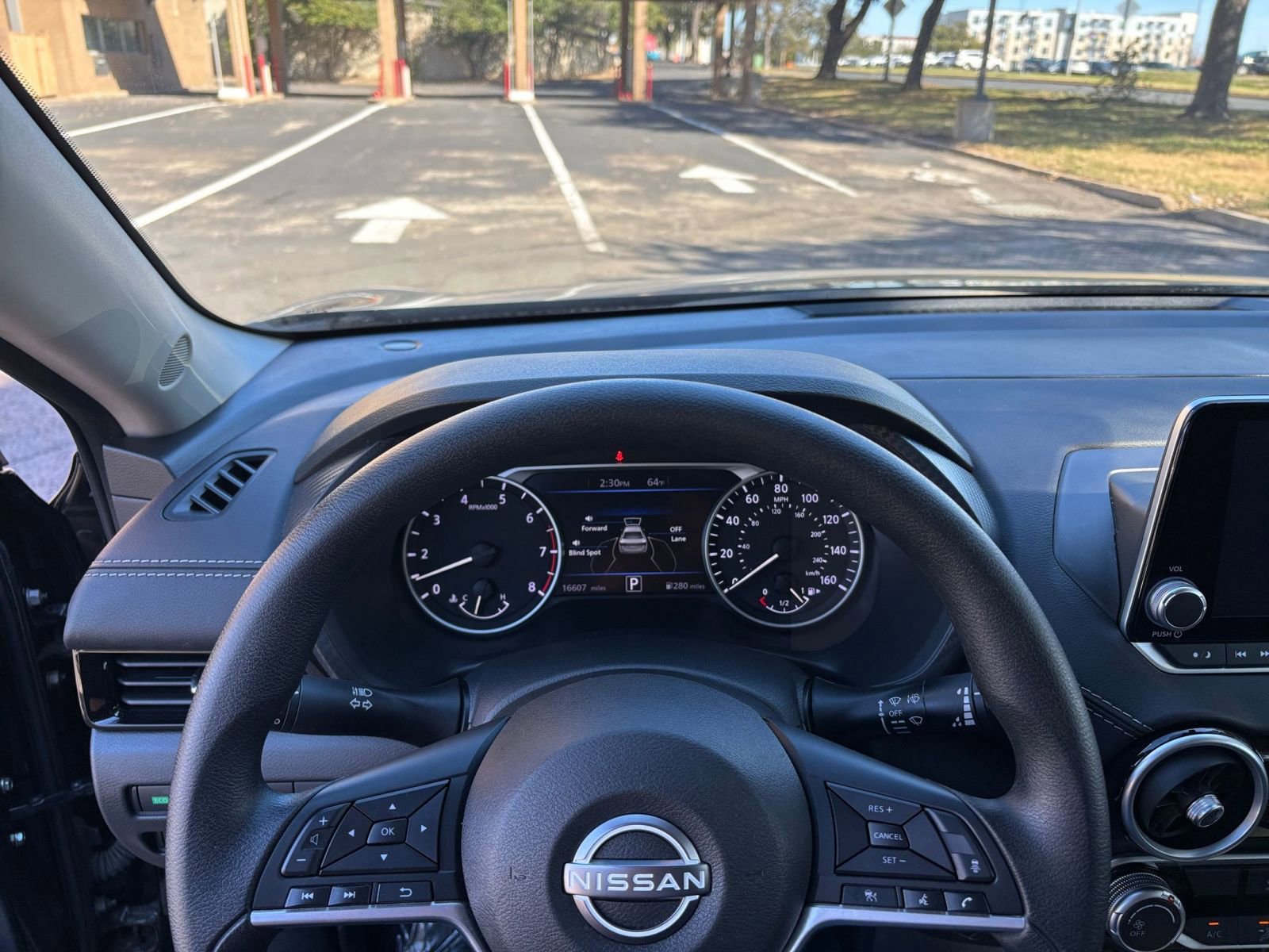 Thumbnail: 2025 Nissan Sentra - 29