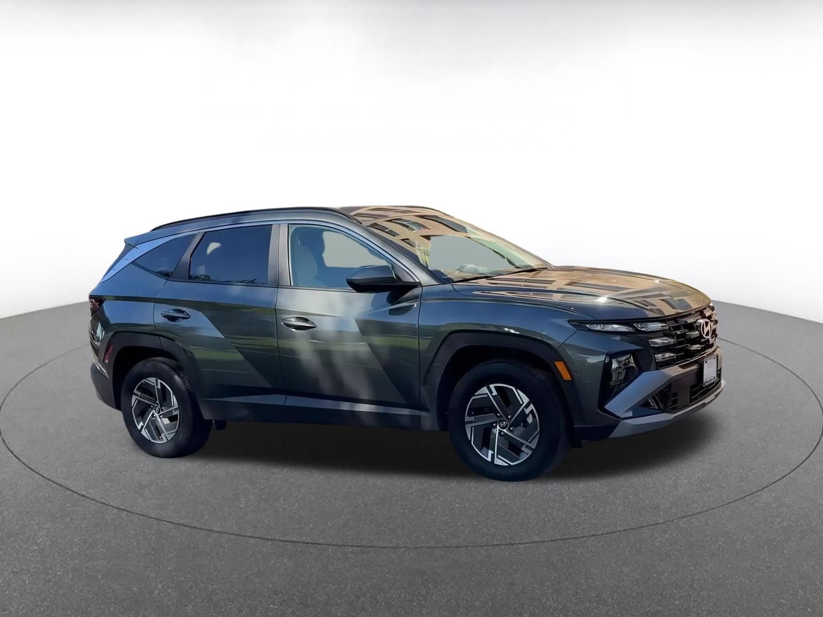 Thumbnail: 2025 Hyundai Tucson - 2