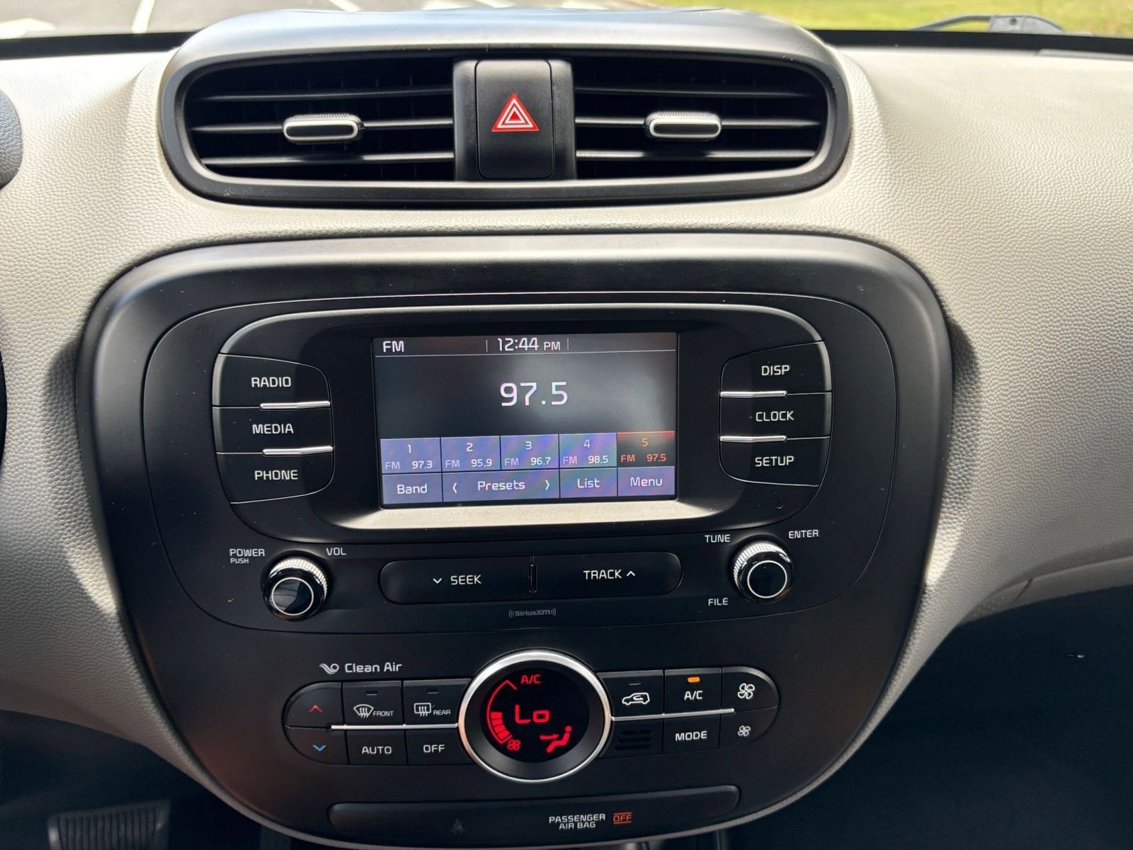 Thumbnail: 2017 Kia Soul - 17