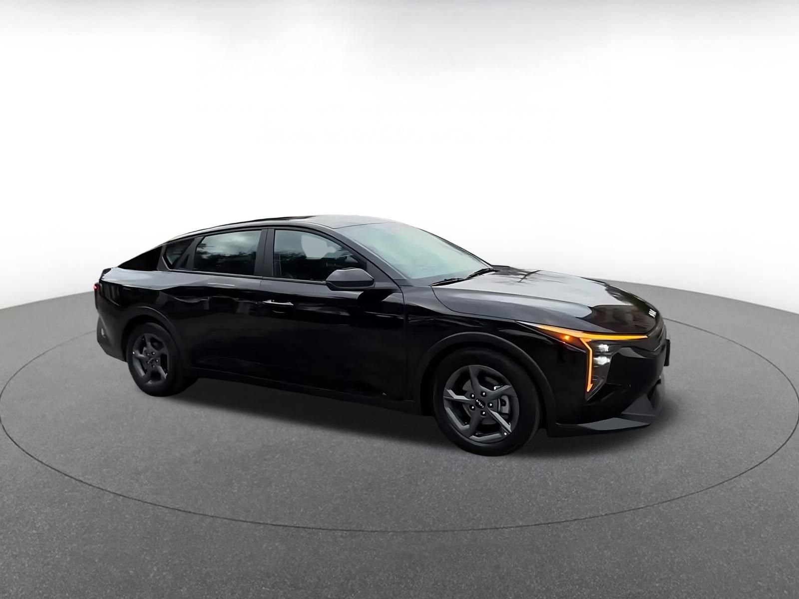 Thumbnail: 2025 Kia K4 - 2