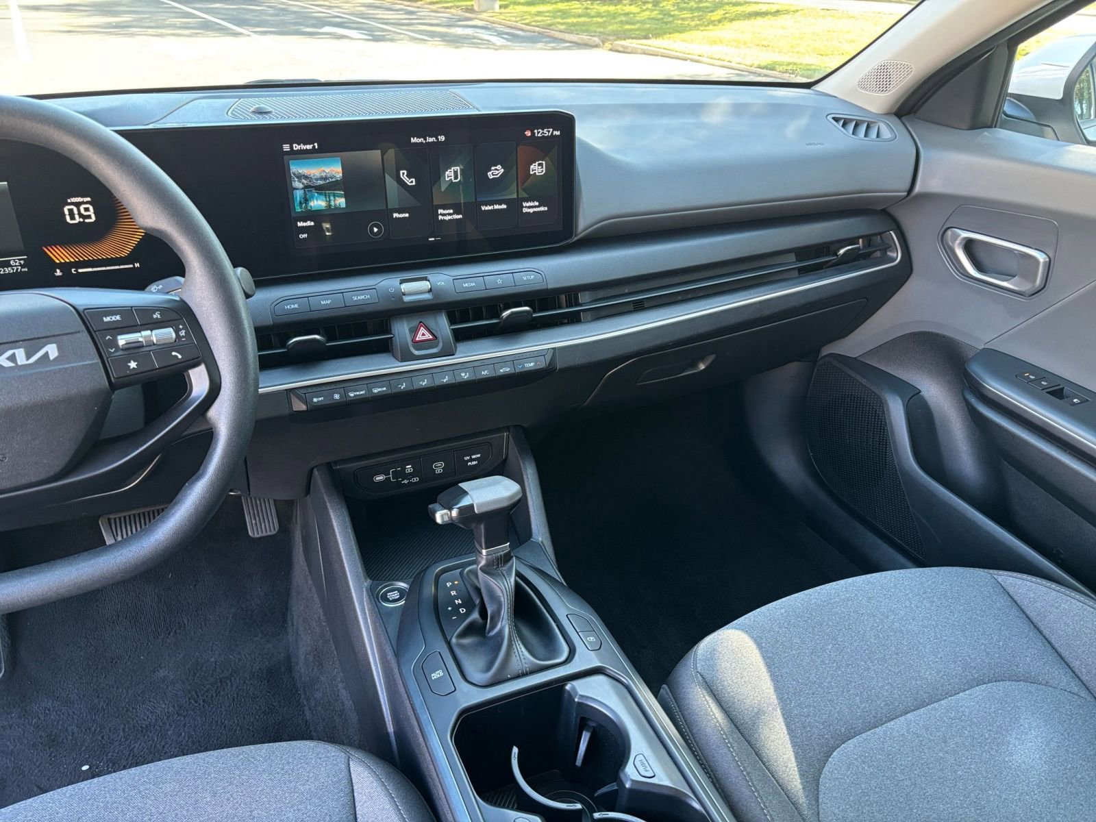 Thumbnail: 2025 Kia K4 - 29