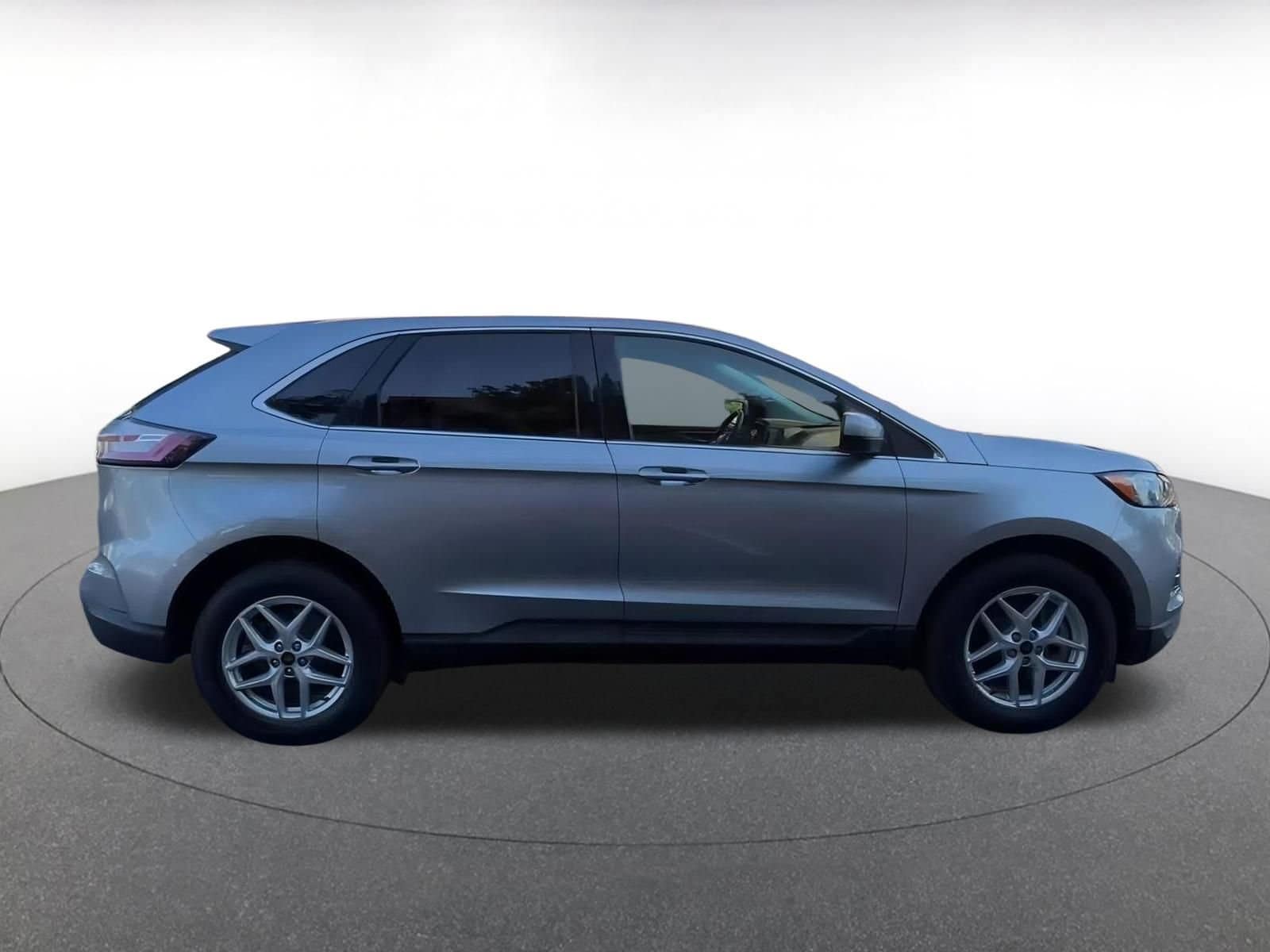Thumbnail: 2023 Ford Edge - 16