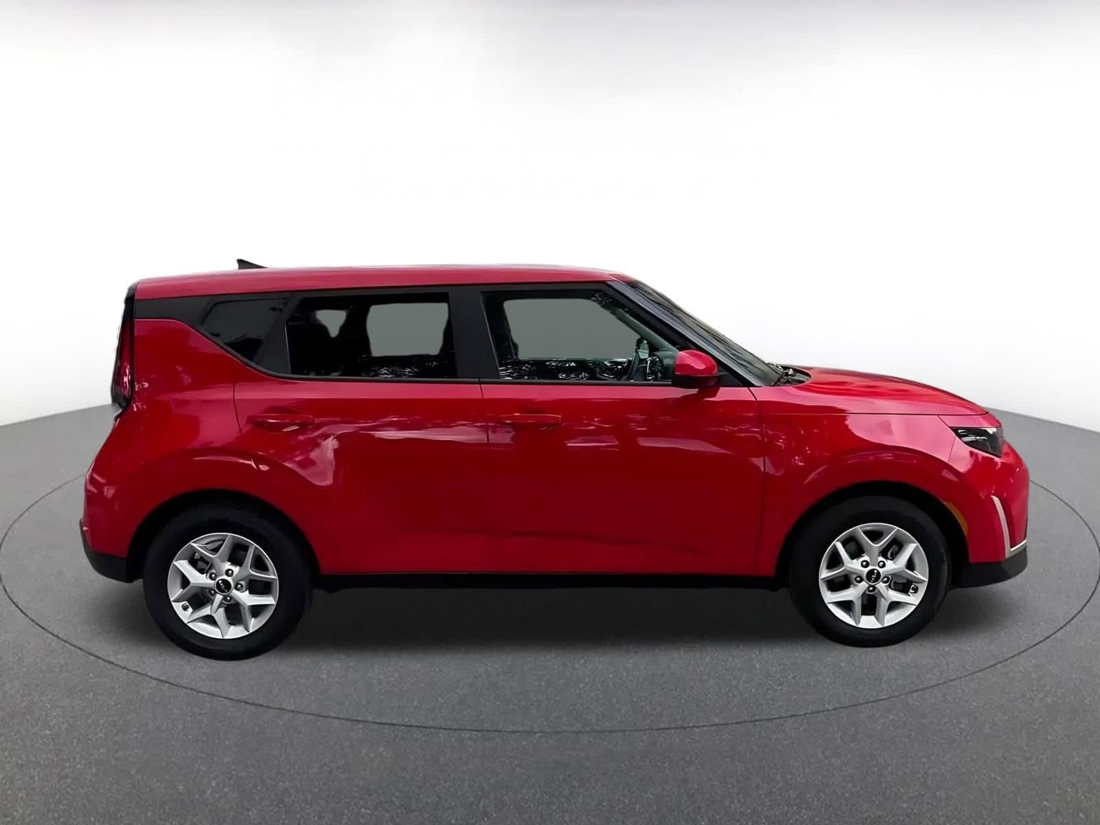Thumbnail: 2025 Kia Soul - 16