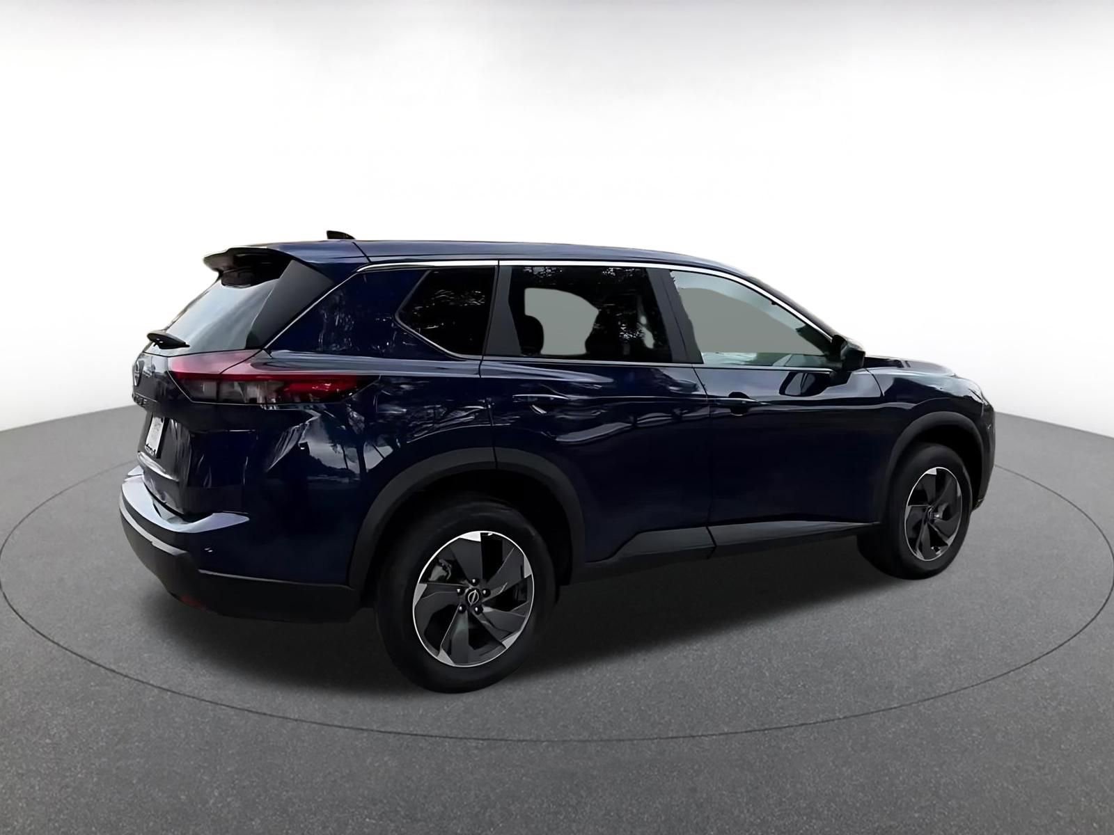 Thumbnail: 2025 Nissan Rogue - 15