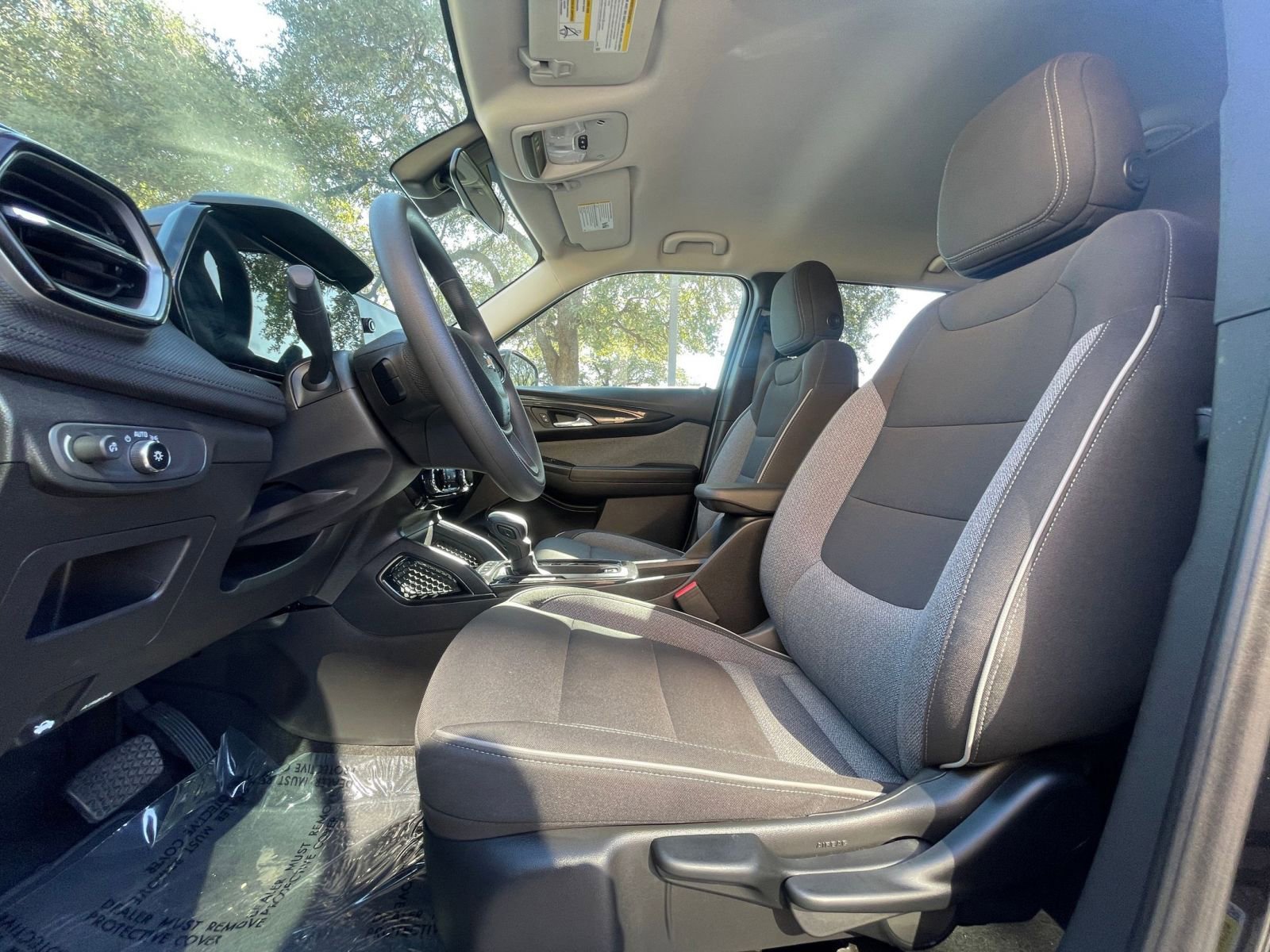 Thumbnail: 2025 Chevrolet TrailBlazer - 21