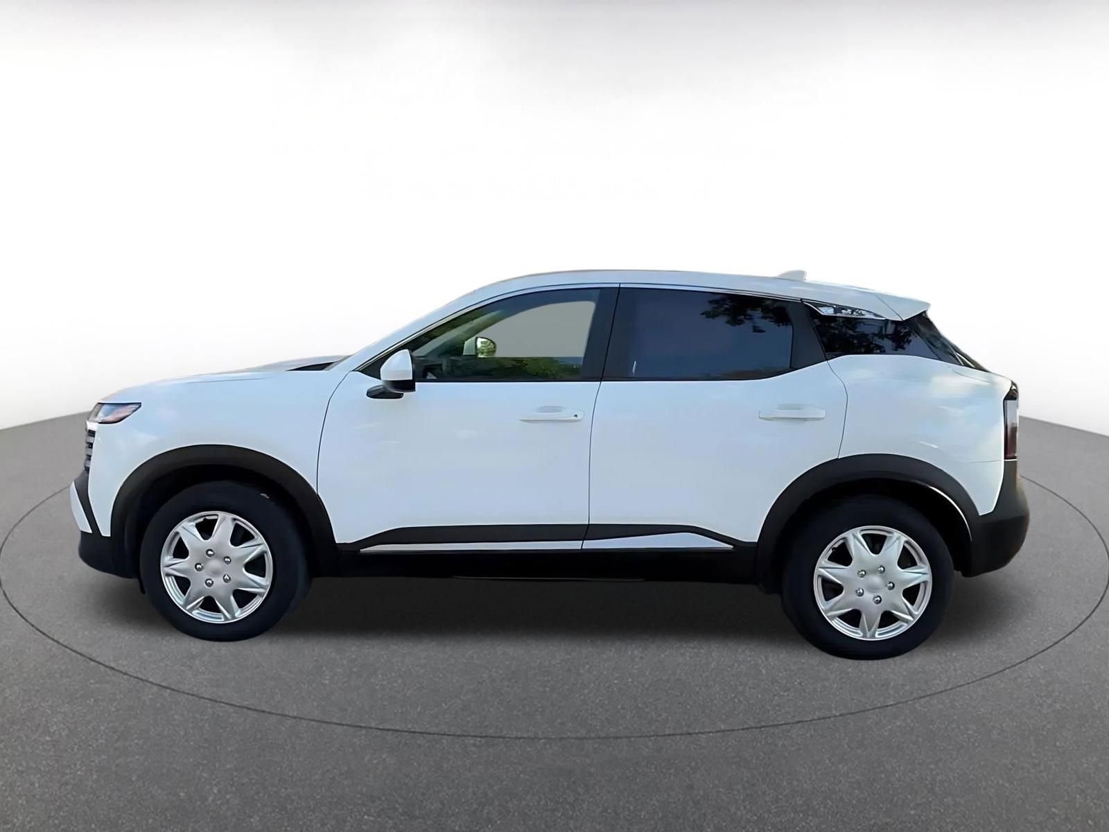 Thumbnail: 2025 Nissan Kicks - 8