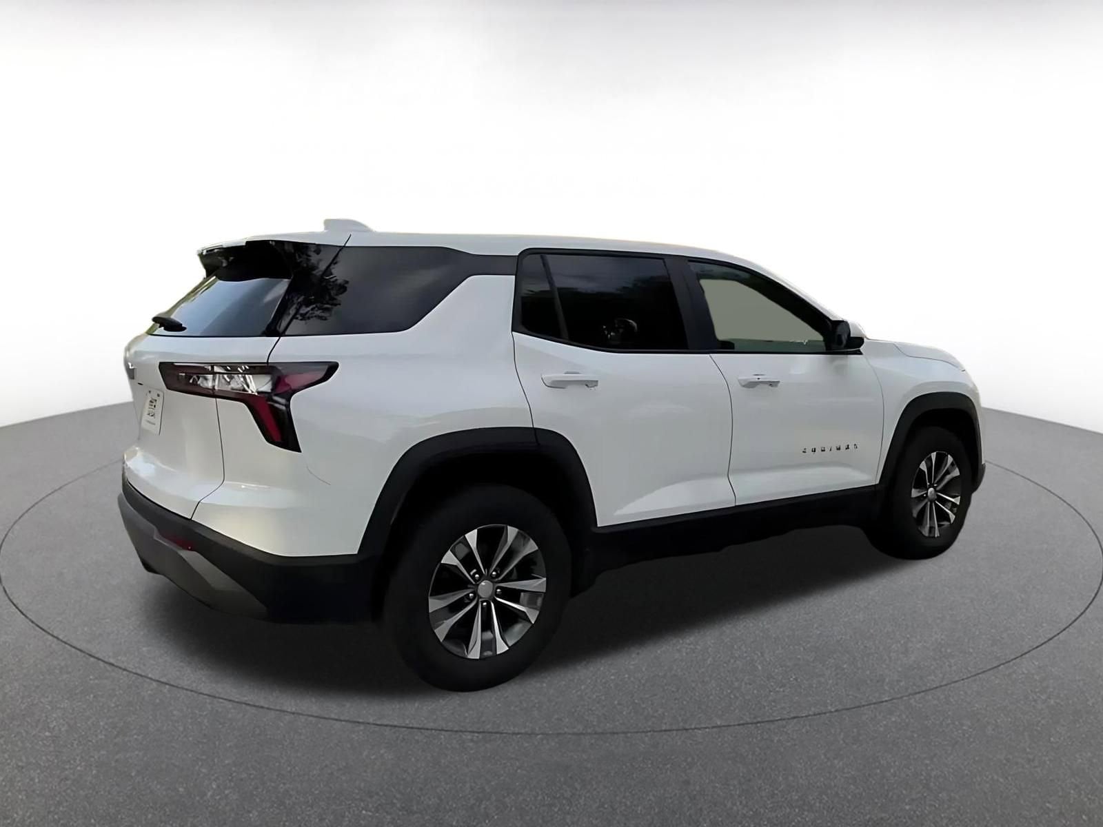 Thumbnail: 2025 Chevrolet Equinox - 12