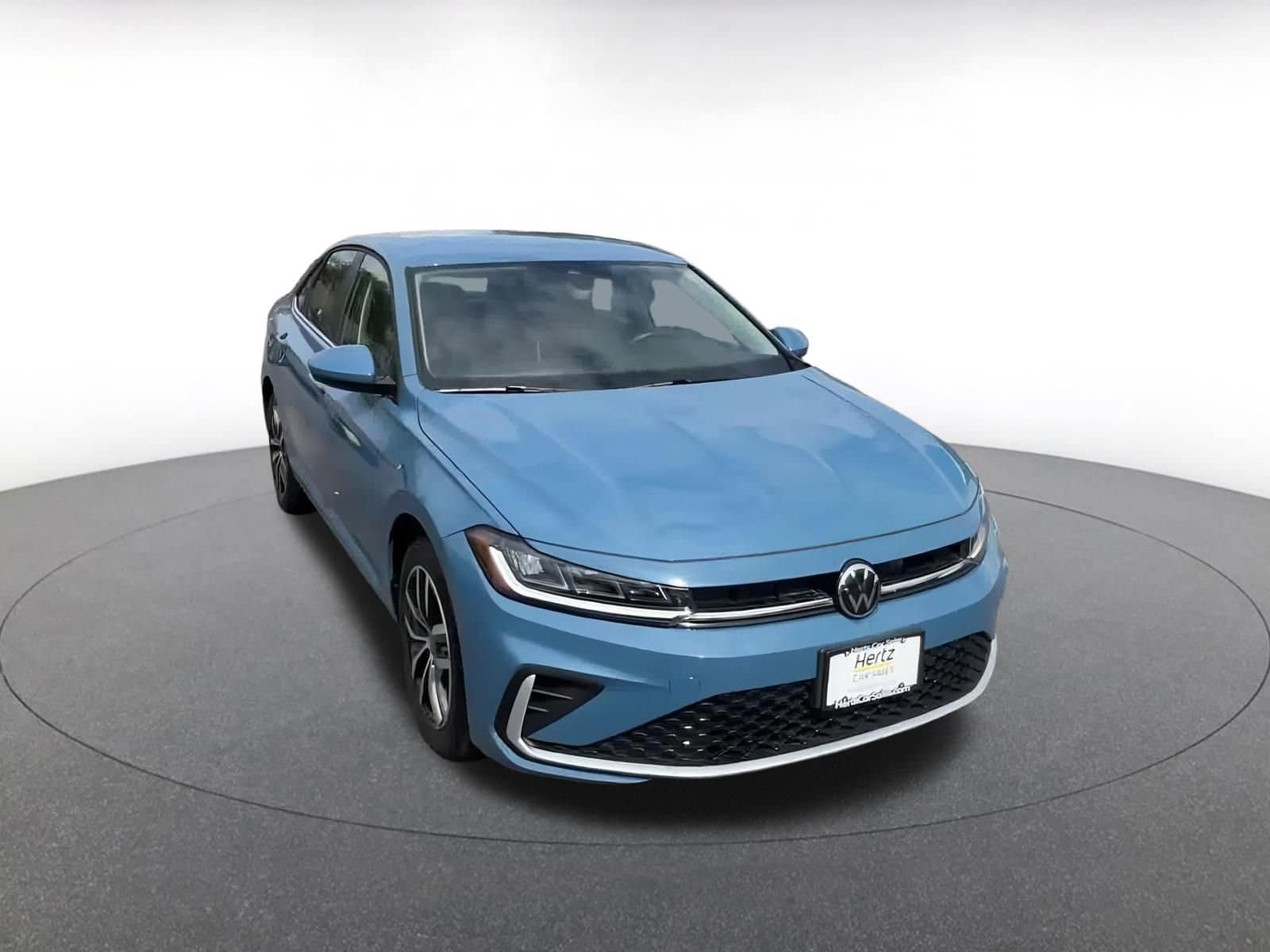 Thumbnail: 2025 Volkswagen Jetta - 3