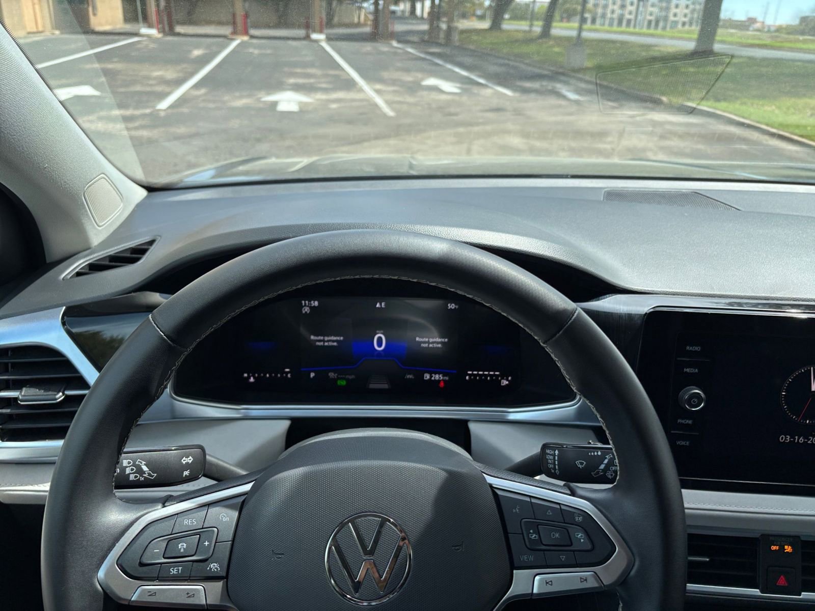 Thumbnail: 2025 Volkswagen Taos - 29