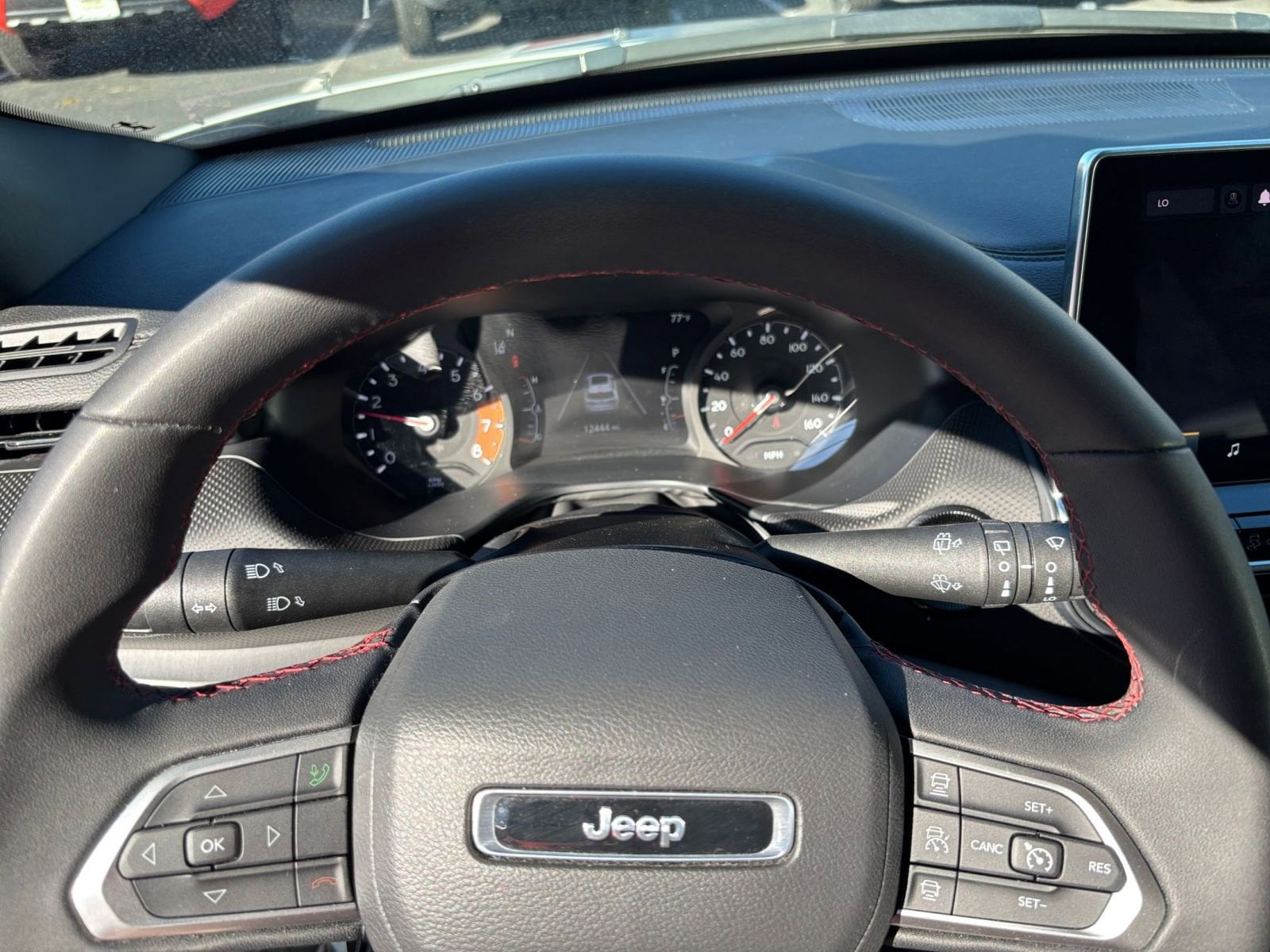 Thumbnail: 2025 Jeep Compass - 28