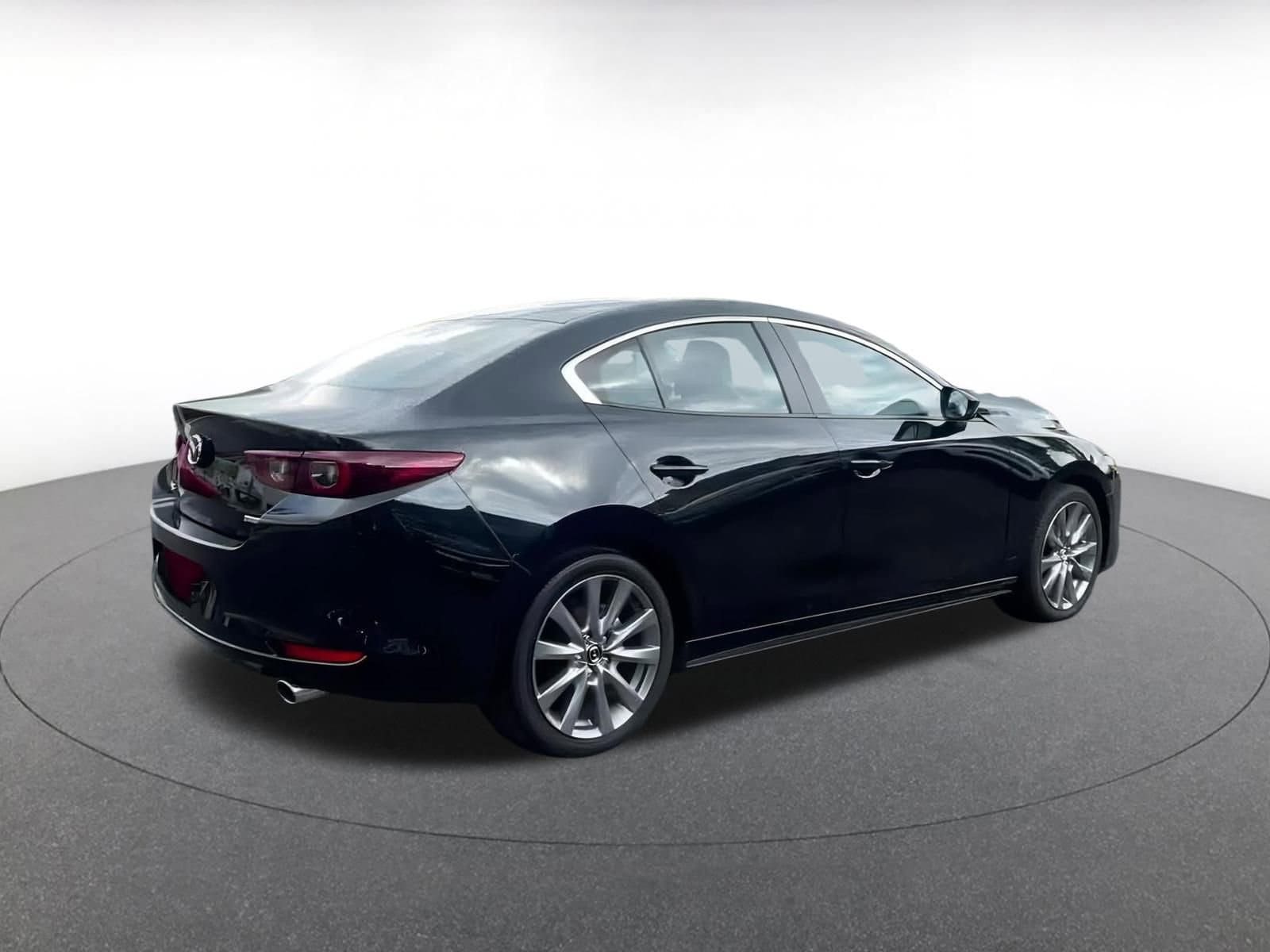 Thumbnail: 2025 Mazda Mazda3 - 15