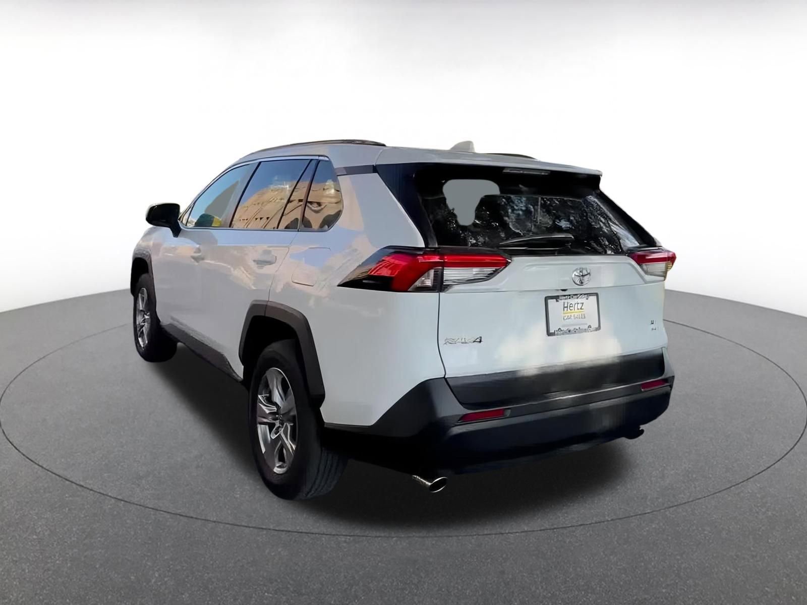 Thumbnail: 2025 Toyota RAV4 - 11