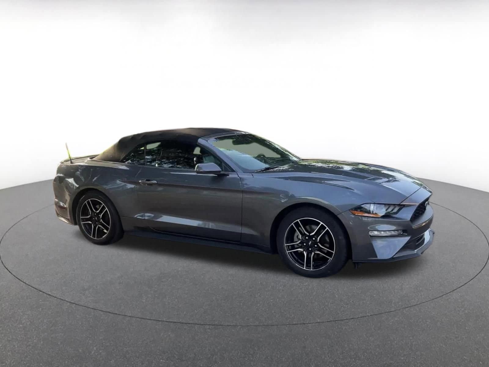 2023 Ford Mustang  3