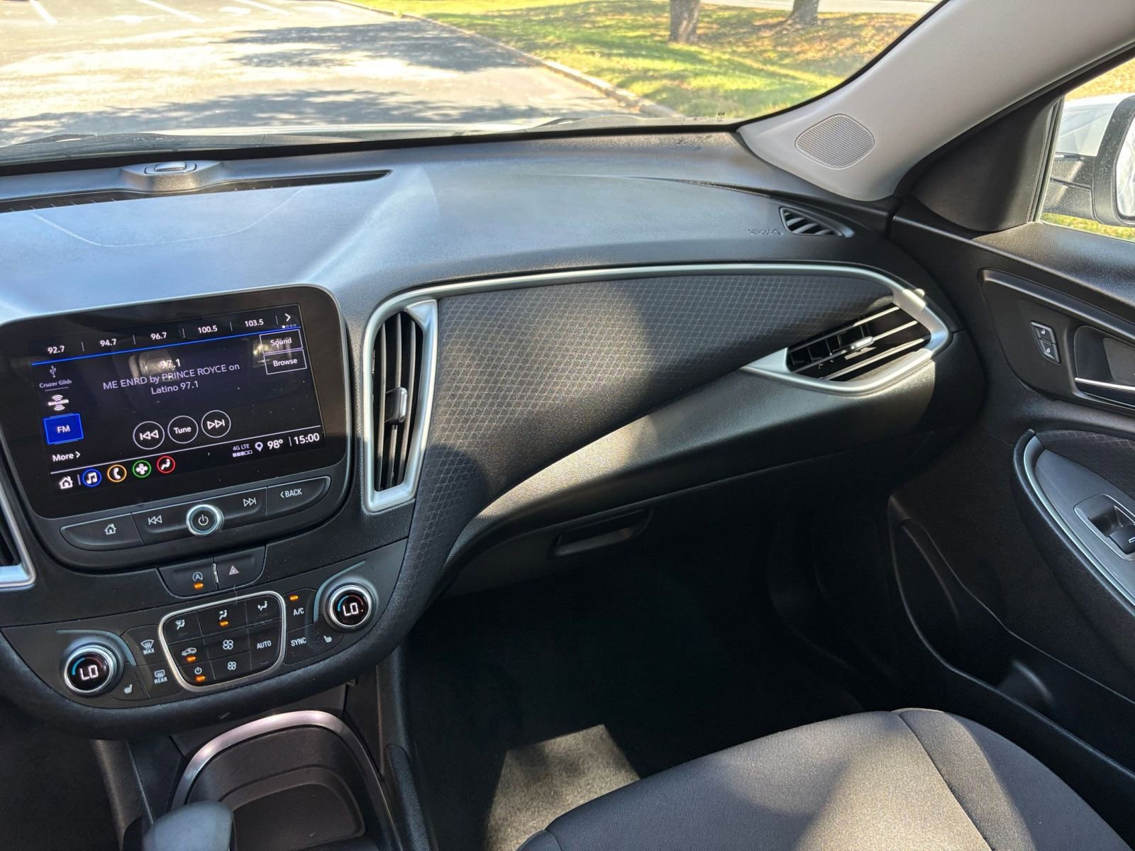 Thumbnail: 2024 Chevrolet Malibu - 29
