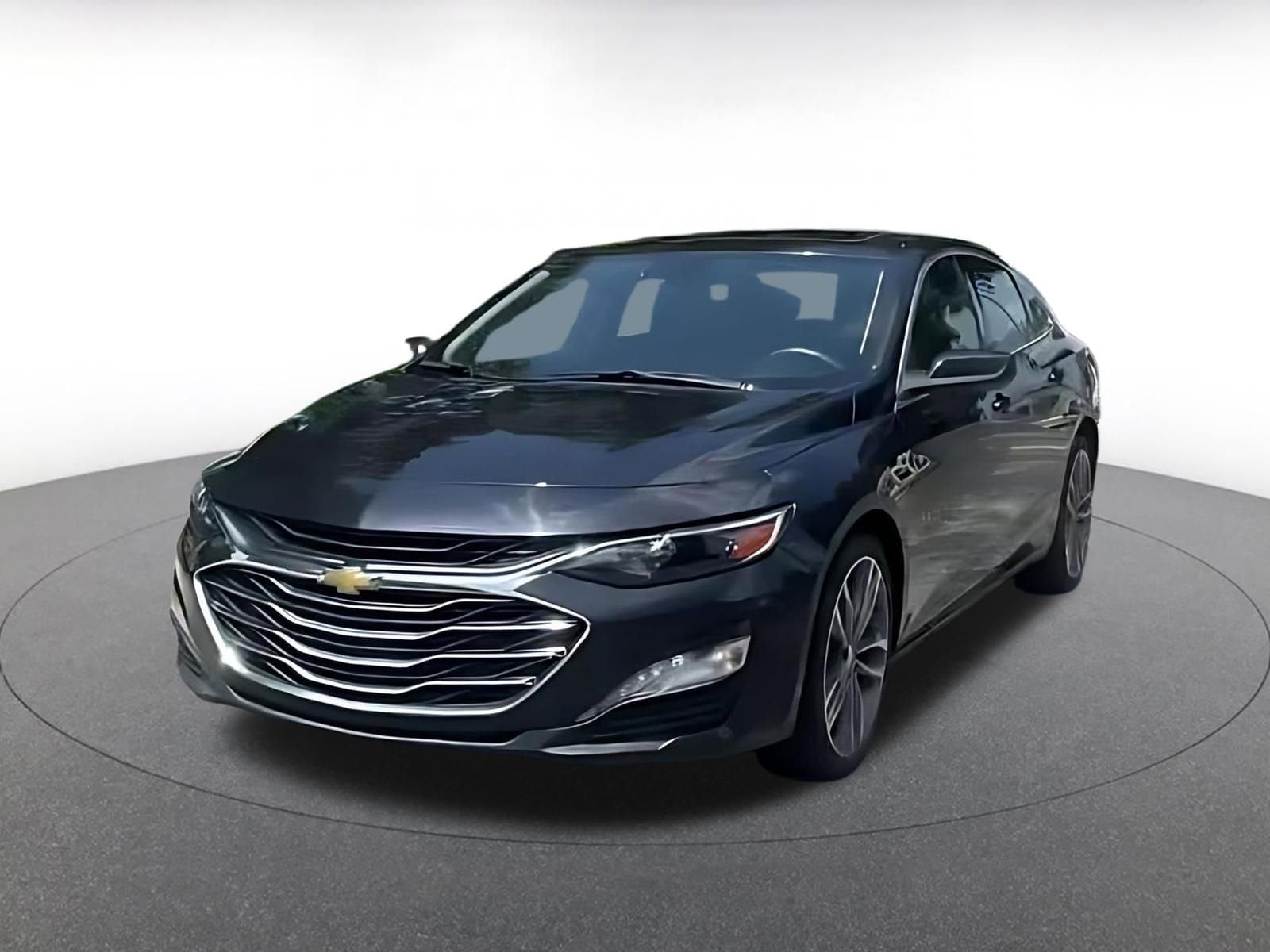 Thumbnail: 2023 Chevrolet Malibu - 5