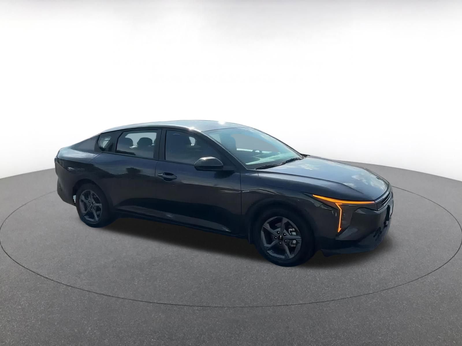 Thumbnail: 2025 Kia K4 - 2