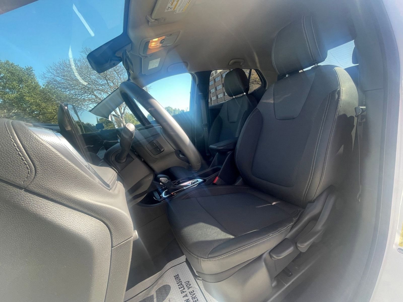 Thumbnail: 2025 Buick Encore GX - 30