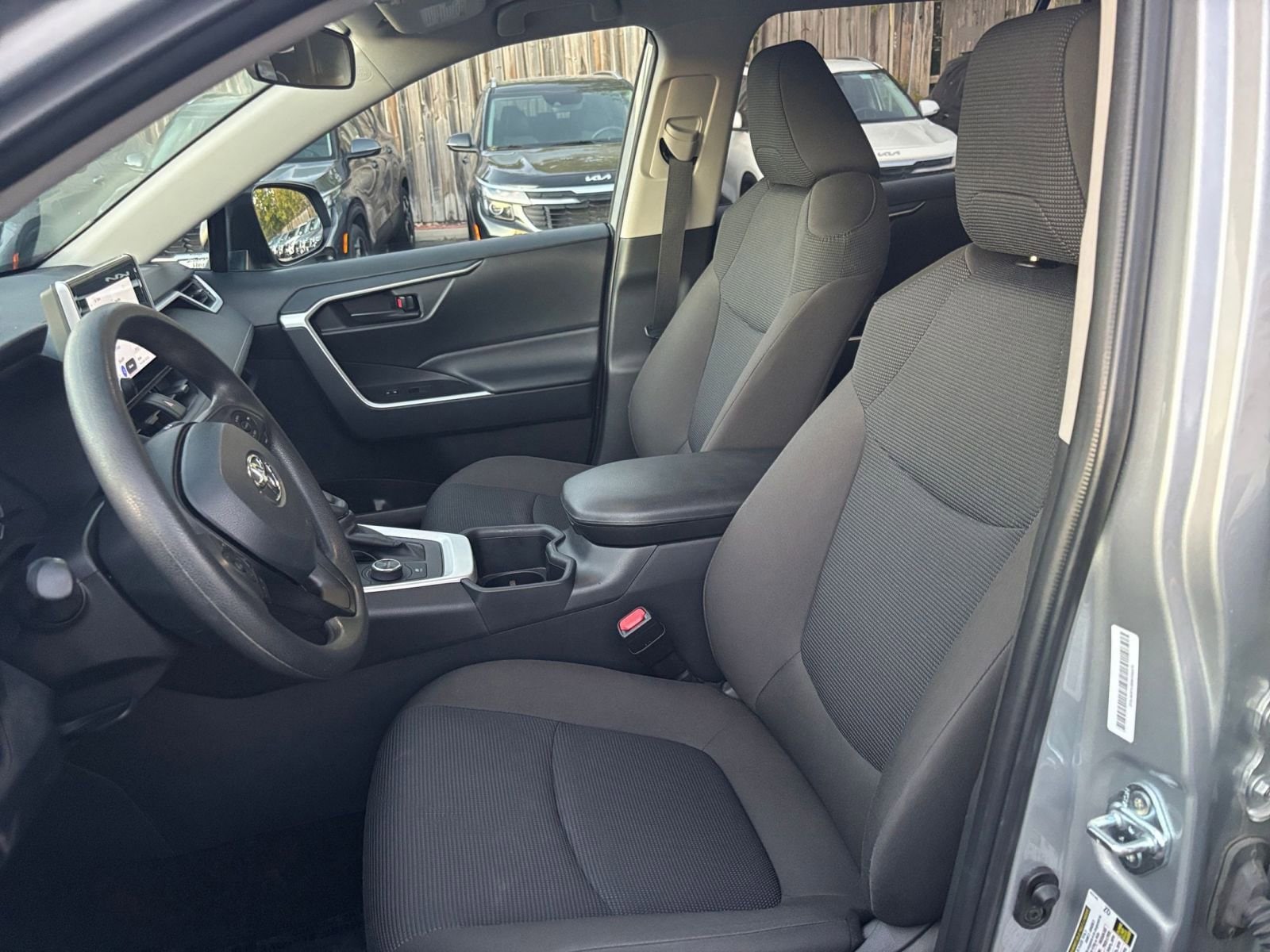 Thumbnail: 2025 Toyota RAV4 - 30