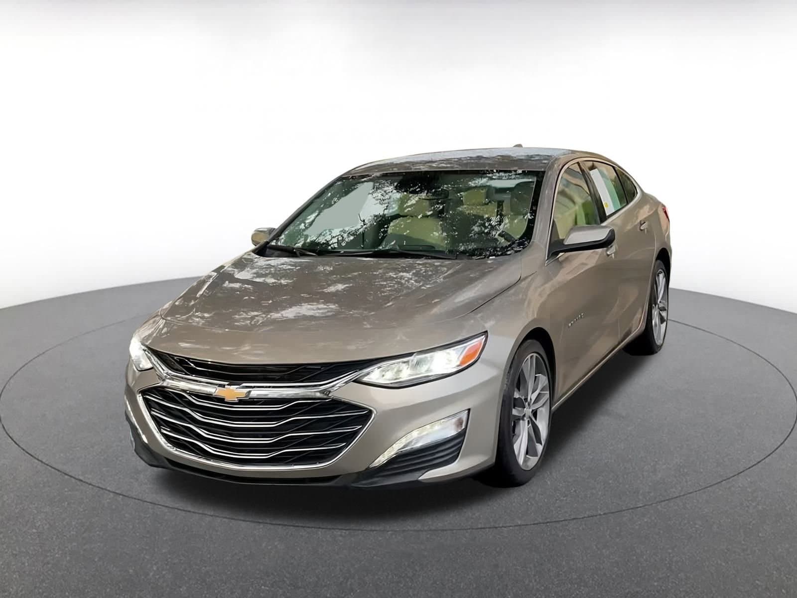 Thumbnail: 2024 Chevrolet Malibu - 6
