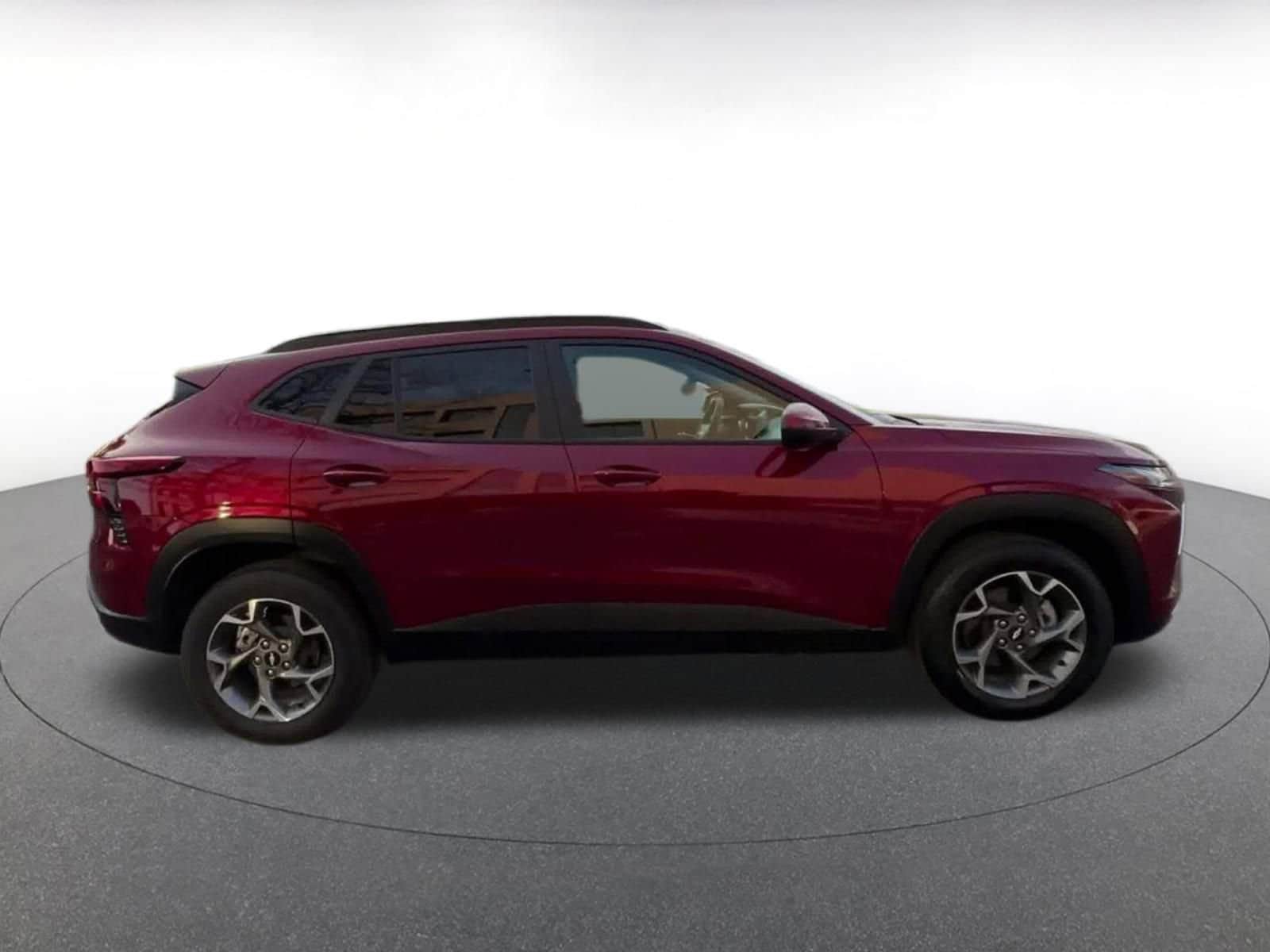 Thumbnail: 2025 Chevrolet Trax - 16