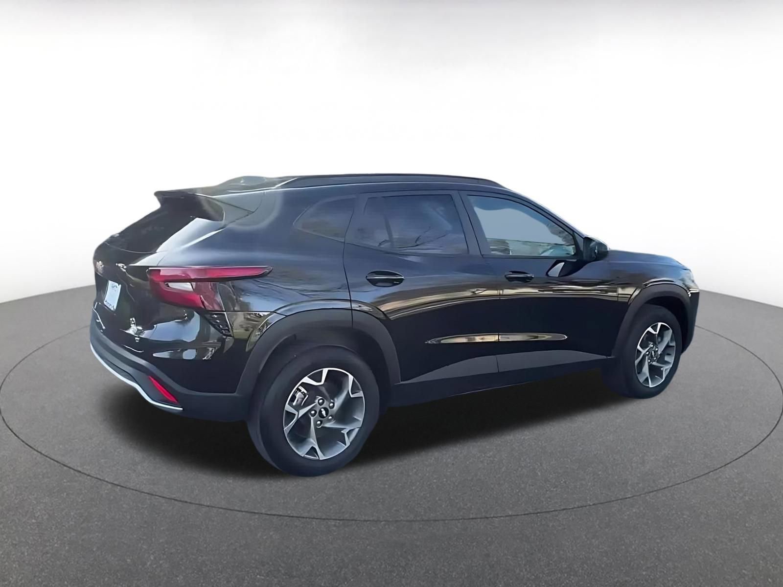 Thumbnail: 2025 Chevrolet Trax - 13