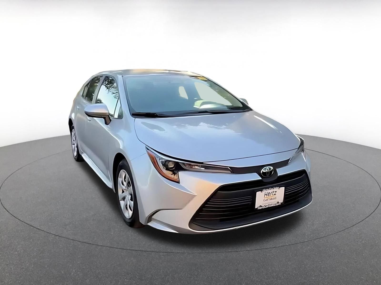 Thumbnail: 2025 Toyota Corolla - 3