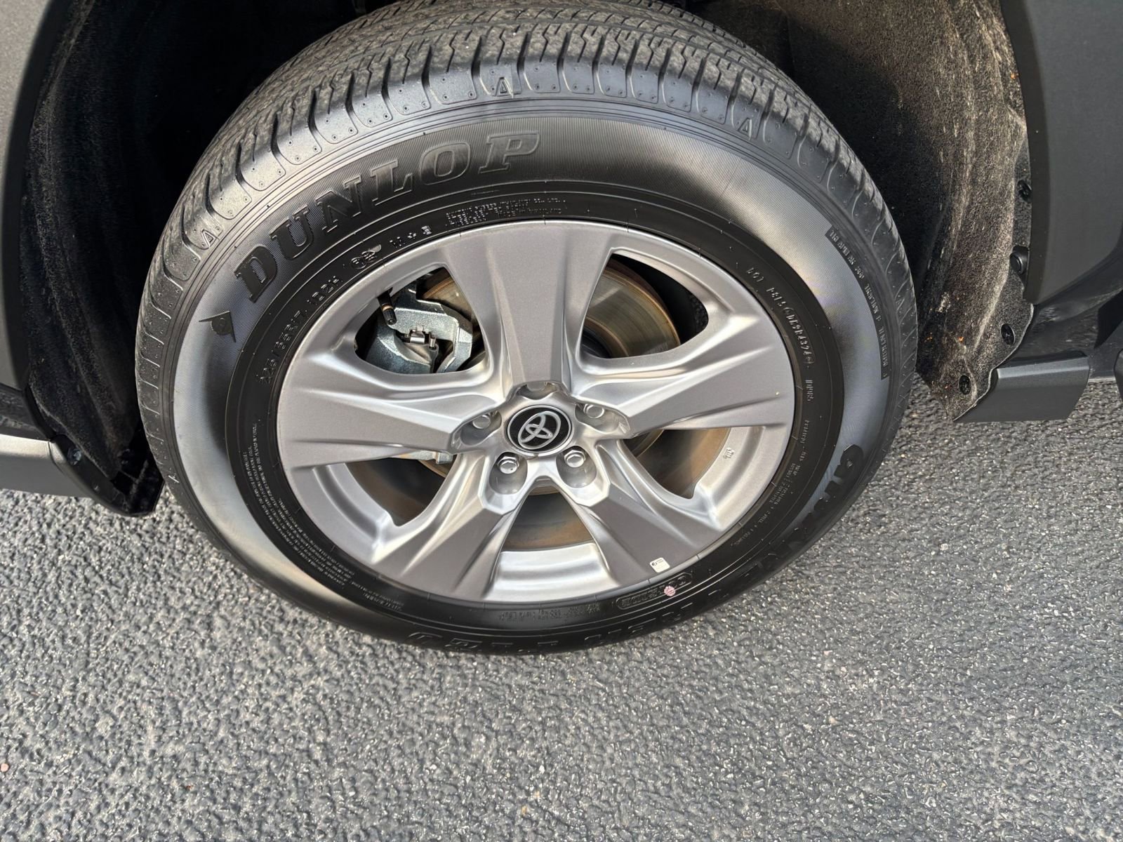 Thumbnail: 2025 Toyota RAV4 - 23