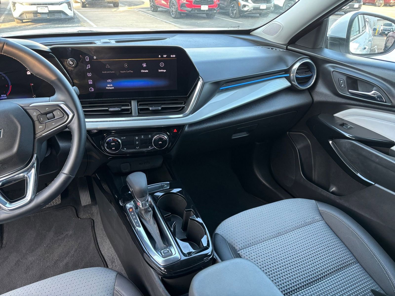 Thumbnail: 2025 Chevrolet Trax - 29