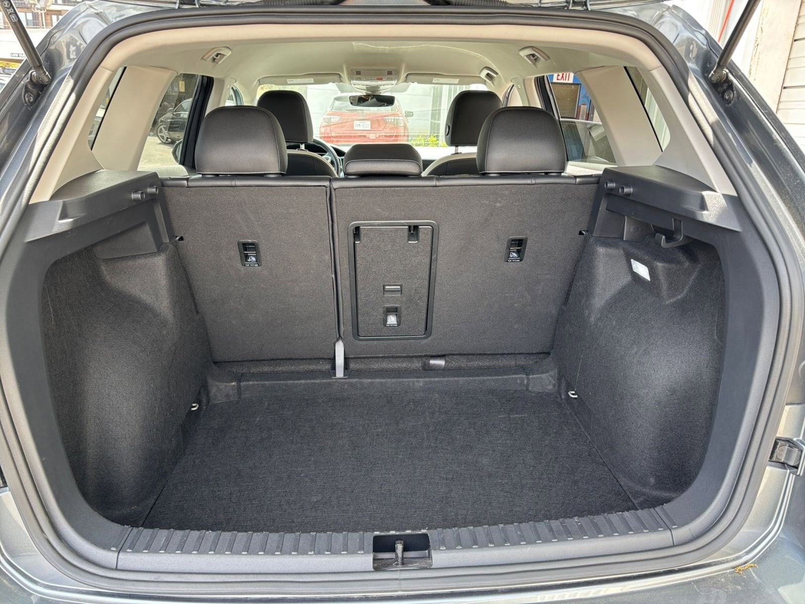 Thumbnail: 2025 Volkswagen Taos - 26