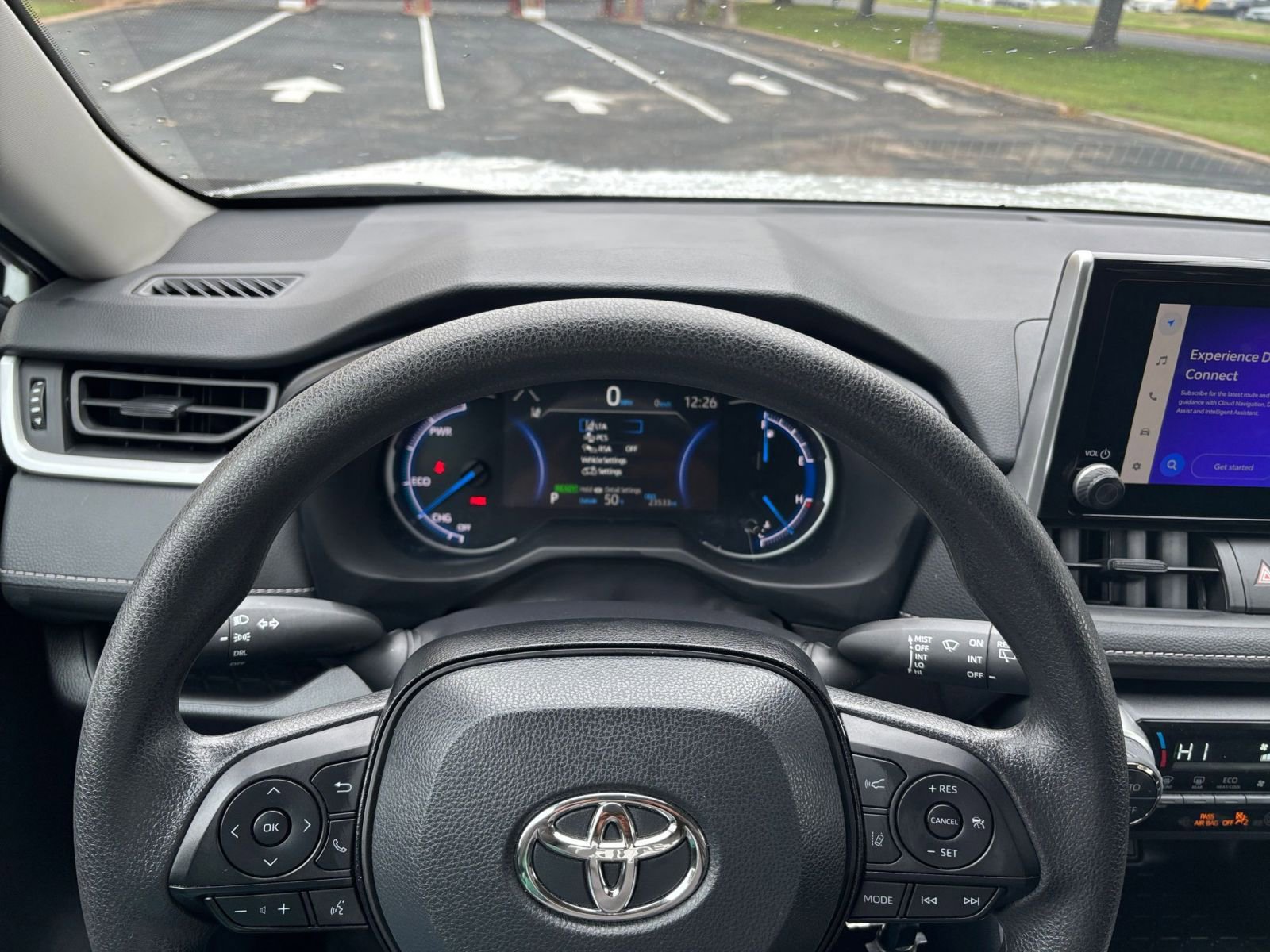 Thumbnail: 2025 Toyota RAV4 - 28