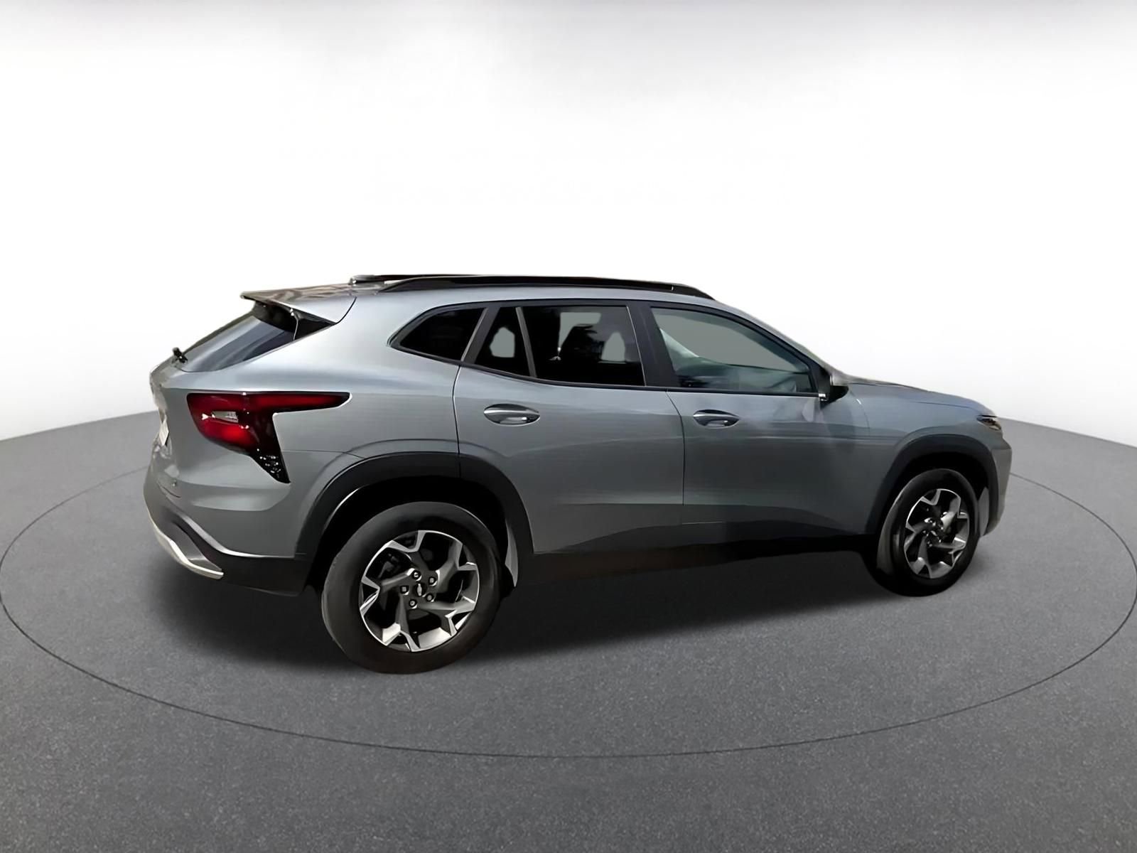 Thumbnail: 2025 Chevrolet Trax - 12