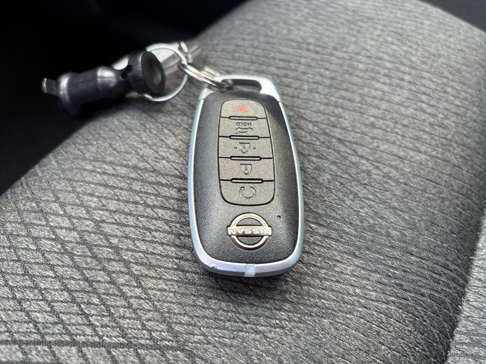 Thumbnail: 2025 Nissan Rogue - 18