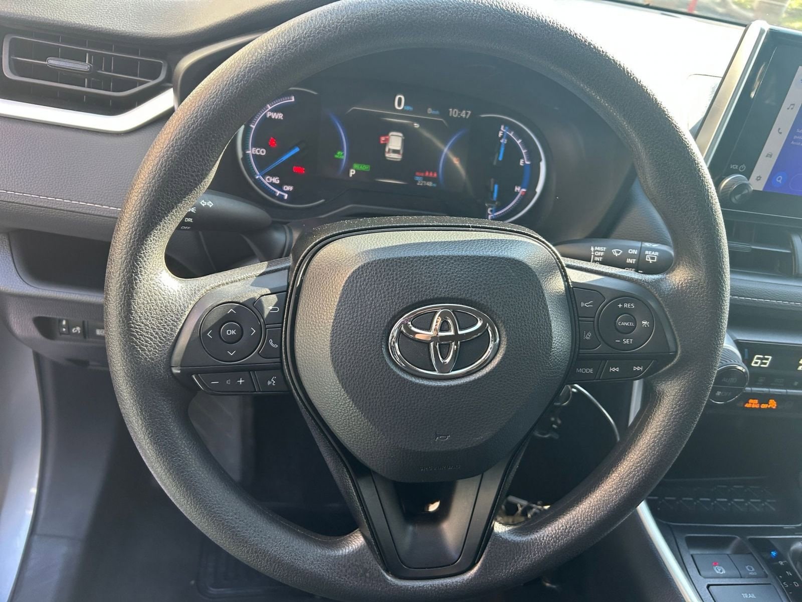 Thumbnail: 2025 Toyota RAV4 - 27