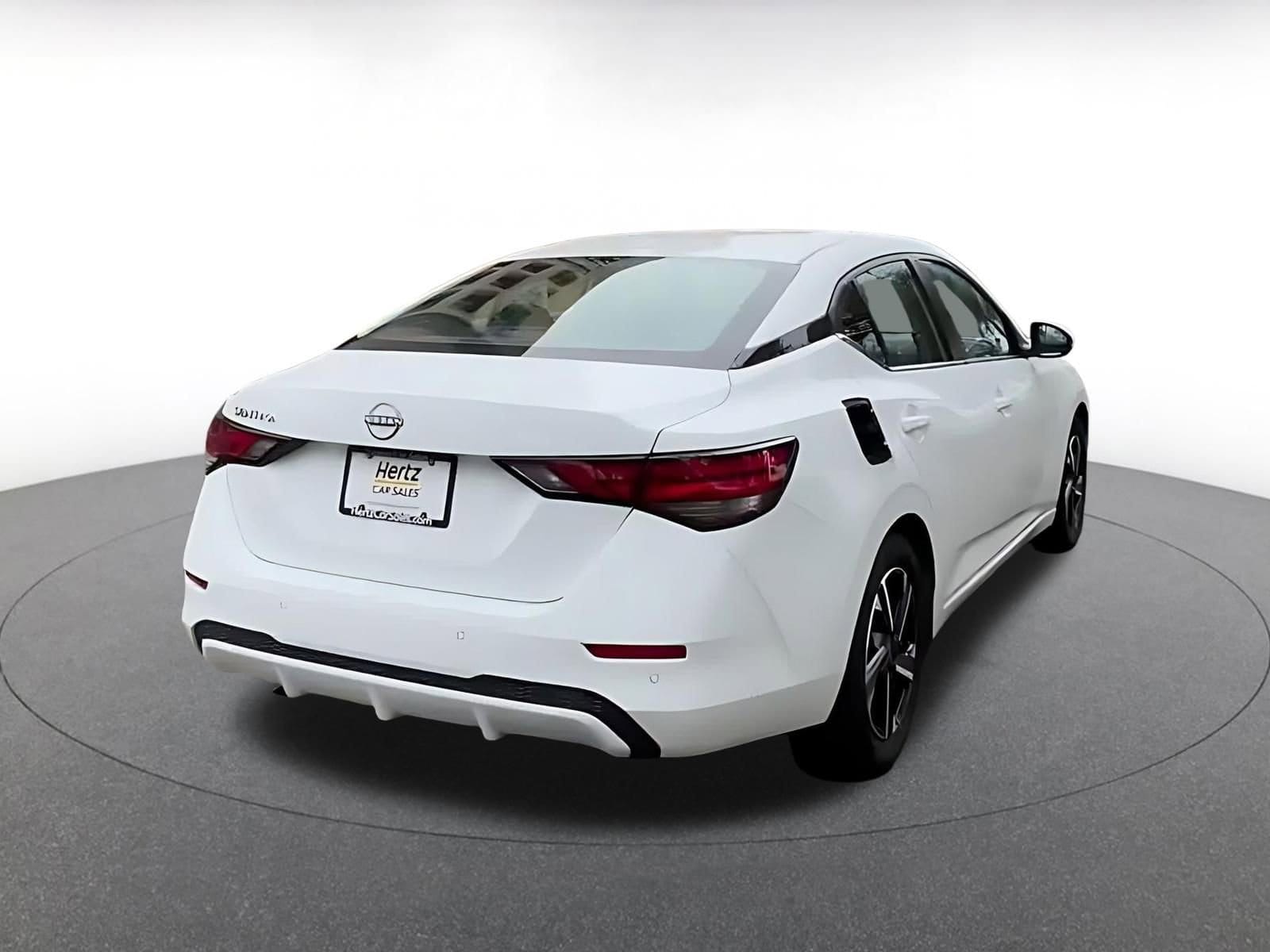 Thumbnail: 2025 Nissan Sentra - 15