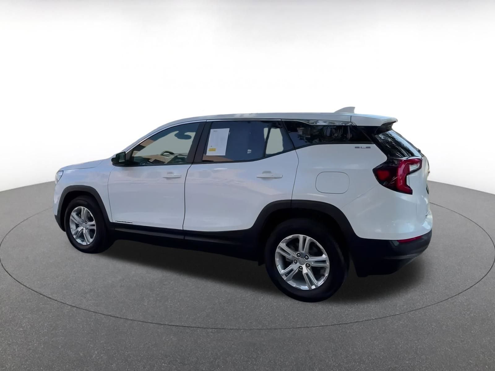 Thumbnail: 2024 GMC Terrain - 10