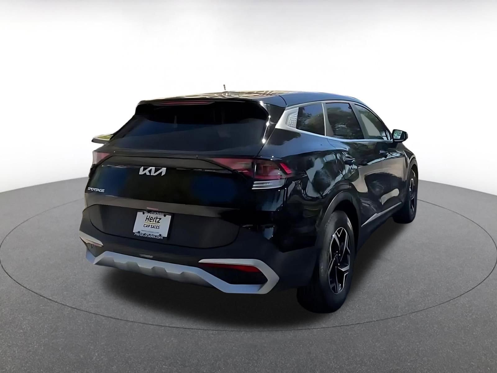 Thumbnail: 2025 Kia Sportage - 13