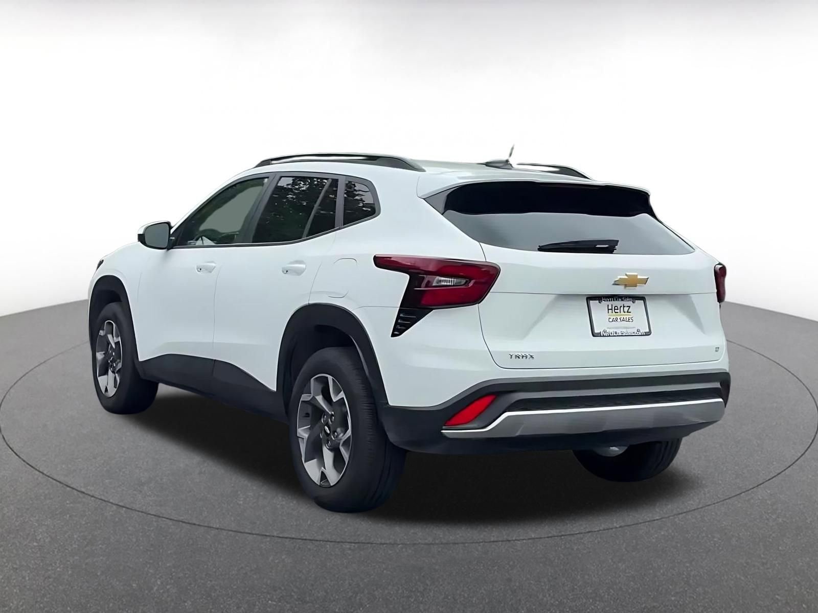 Thumbnail: 2025 Chevrolet Trax - 11