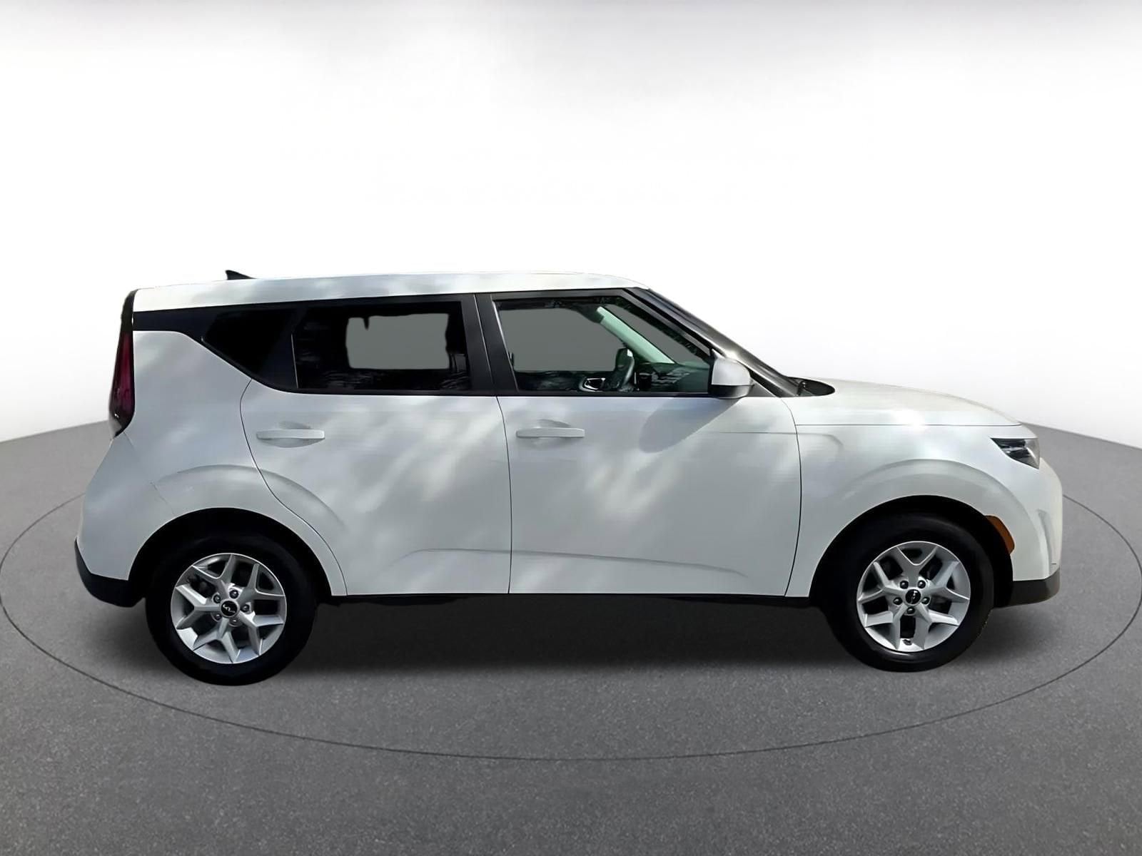 Thumbnail: 2025 Kia Soul - 16