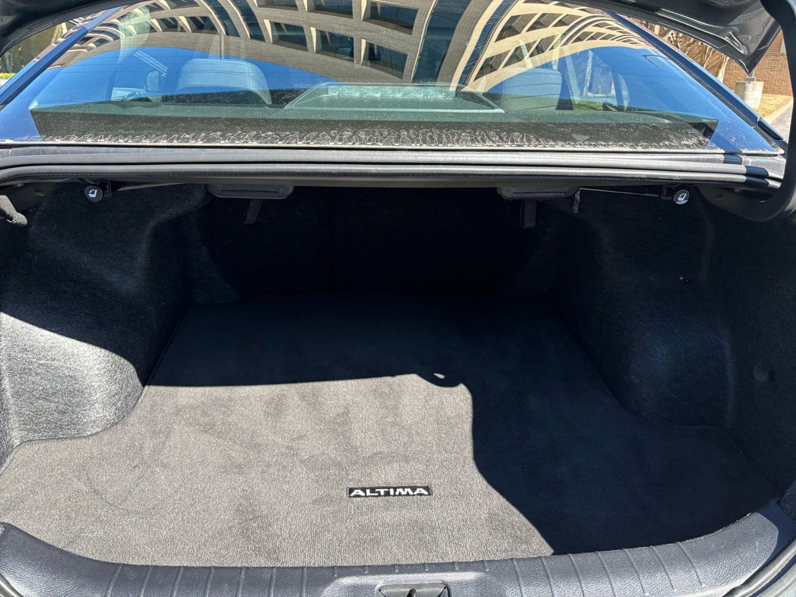 Thumbnail: 2025 Nissan Altima - 25