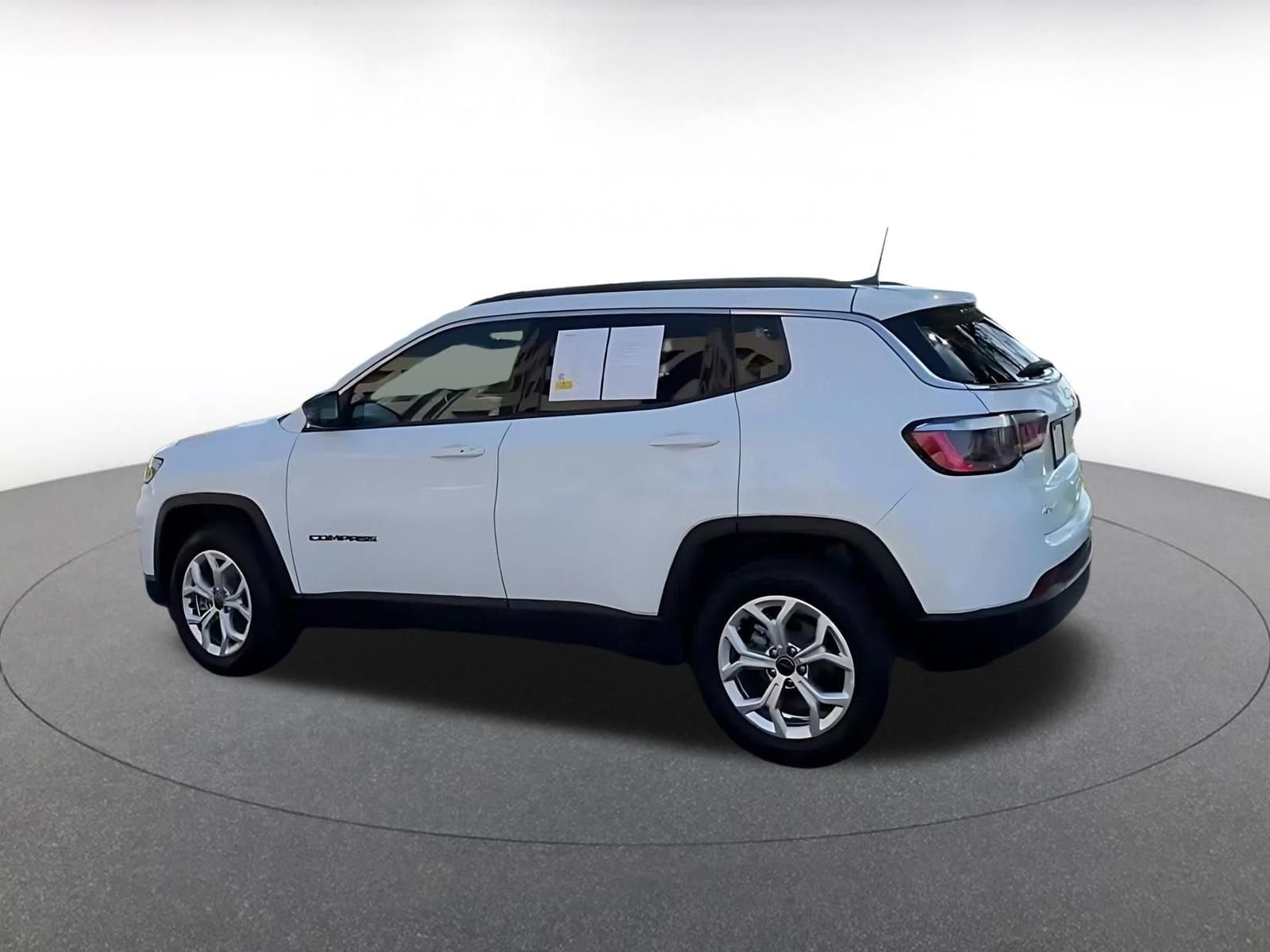 Thumbnail: 2025 Jeep Compass - 10