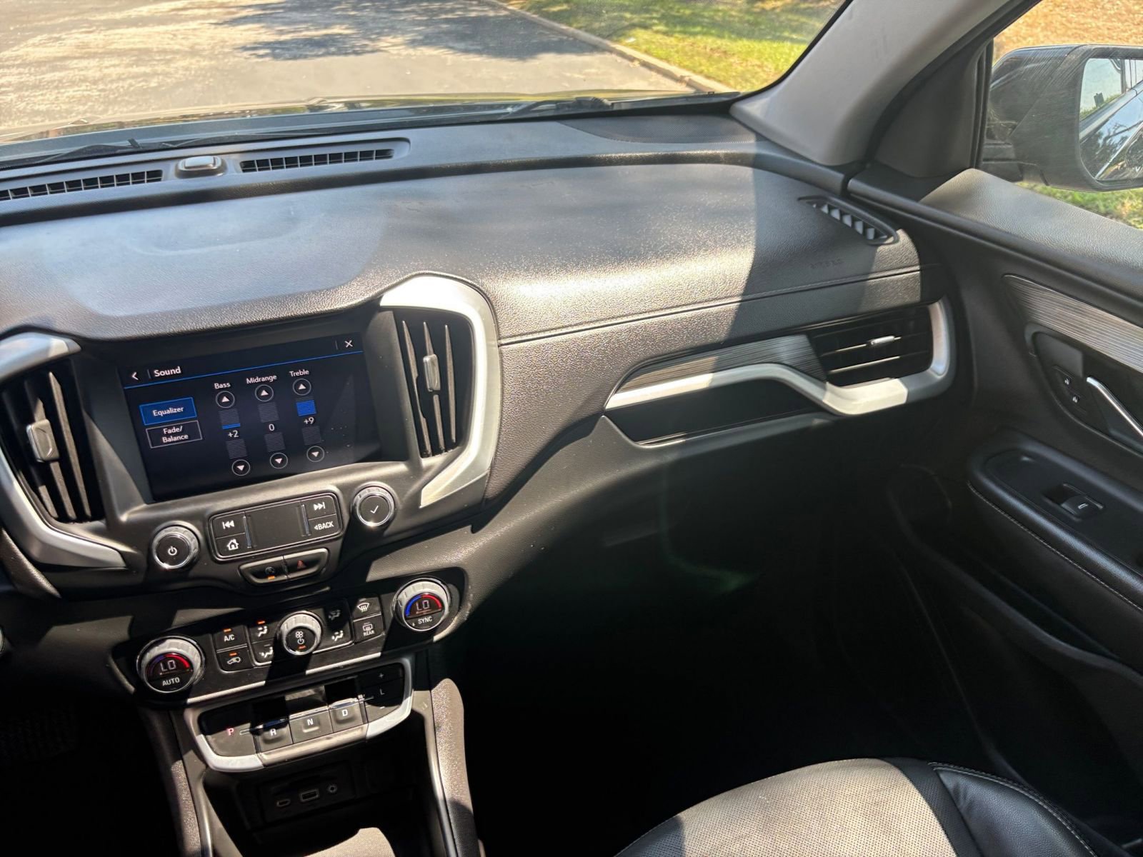 Thumbnail: 2023 GMC Terrain - 29
