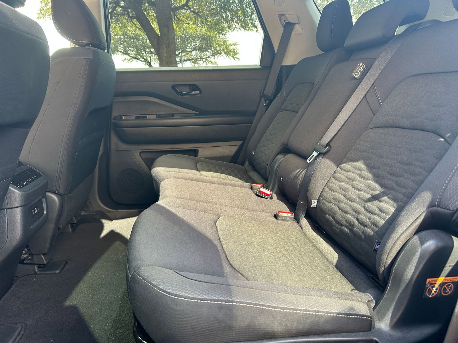 Thumbnail: 2025 Nissan Pathfinder - 26